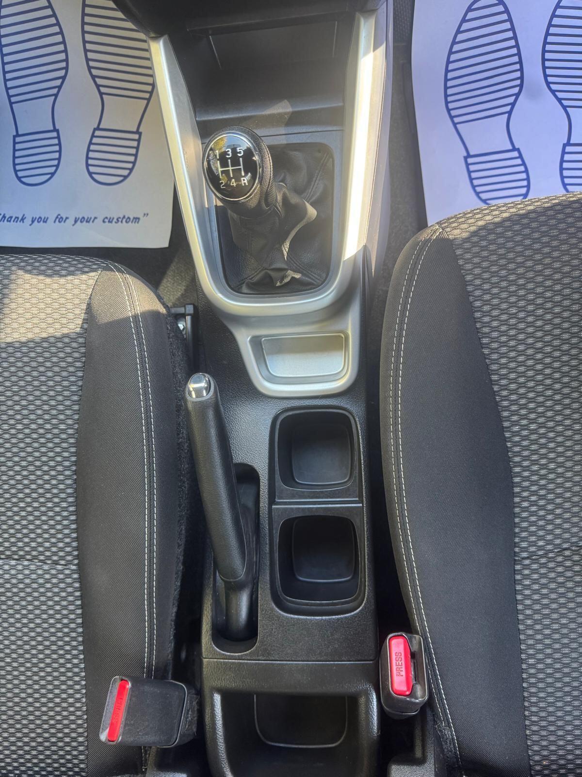 Suzuki Vitara - Image 6