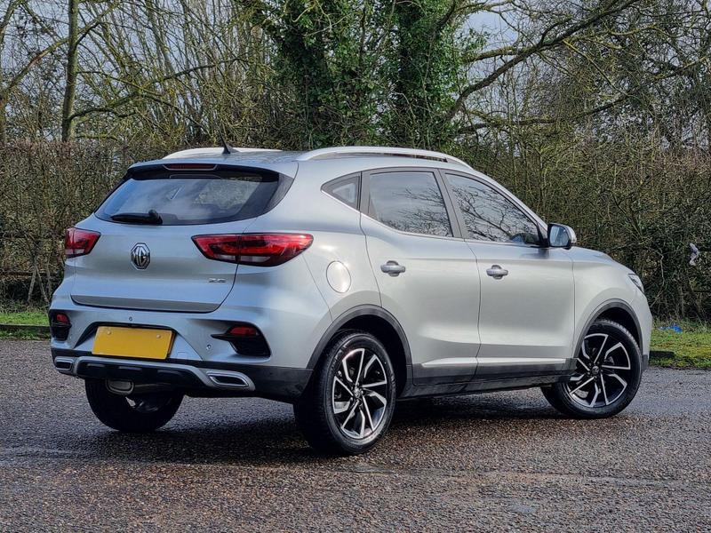 MG MG ZS - Image 5
