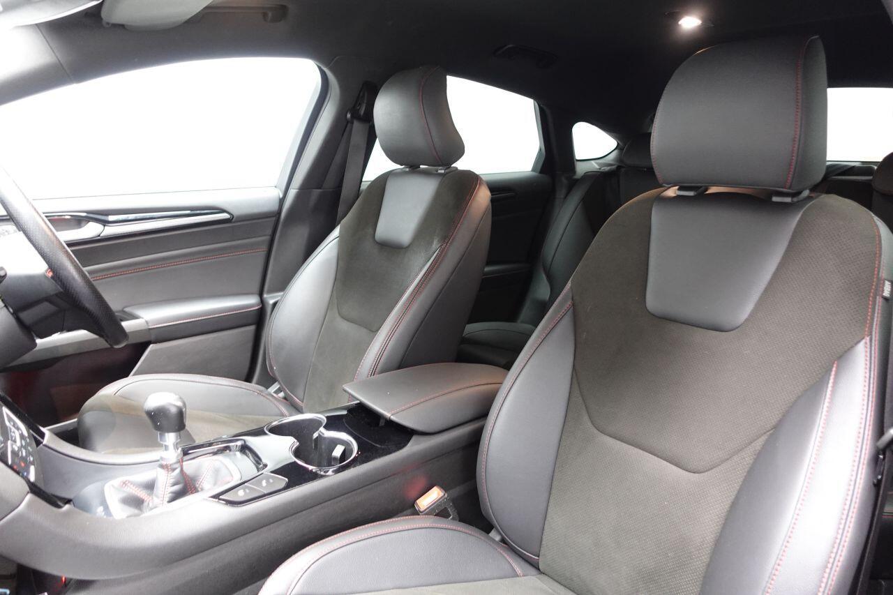 Ford Mondeo - Image 17