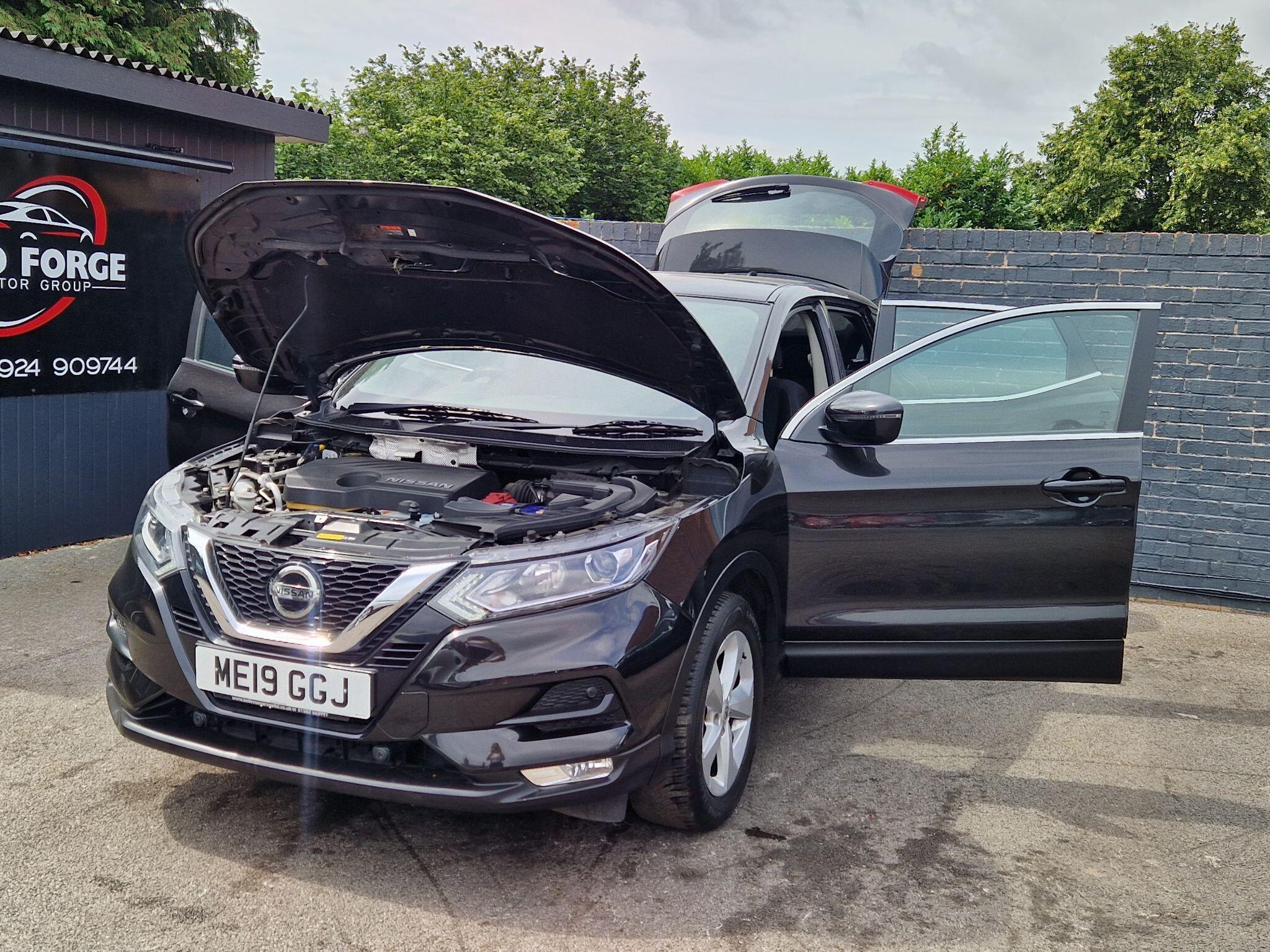 Nissan Qashqai - Image 14