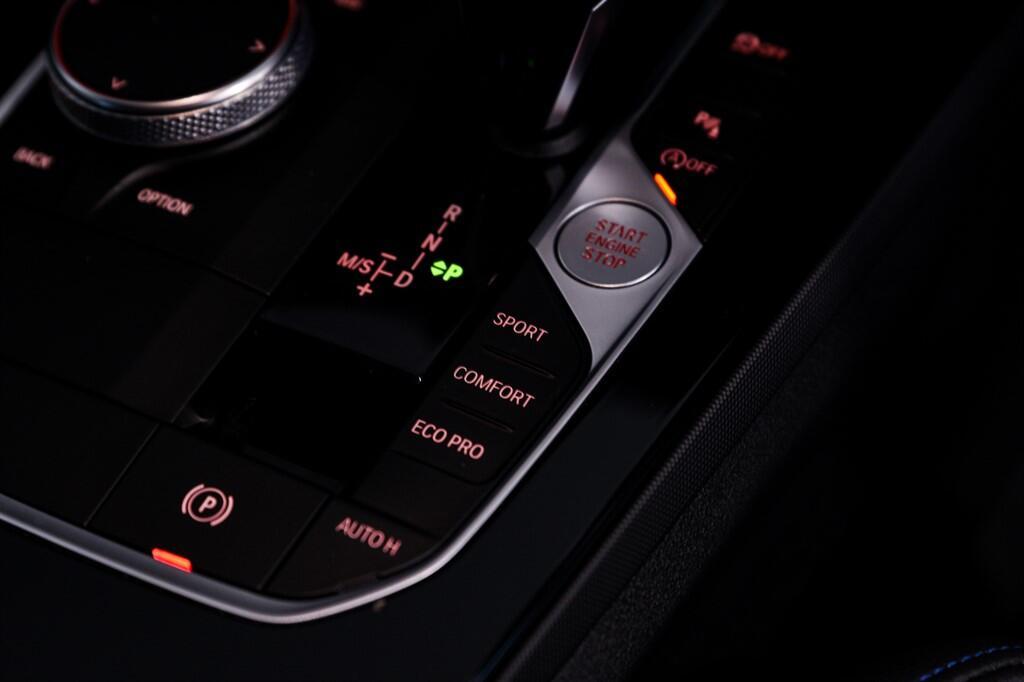 BMW 1 Series - Image 25