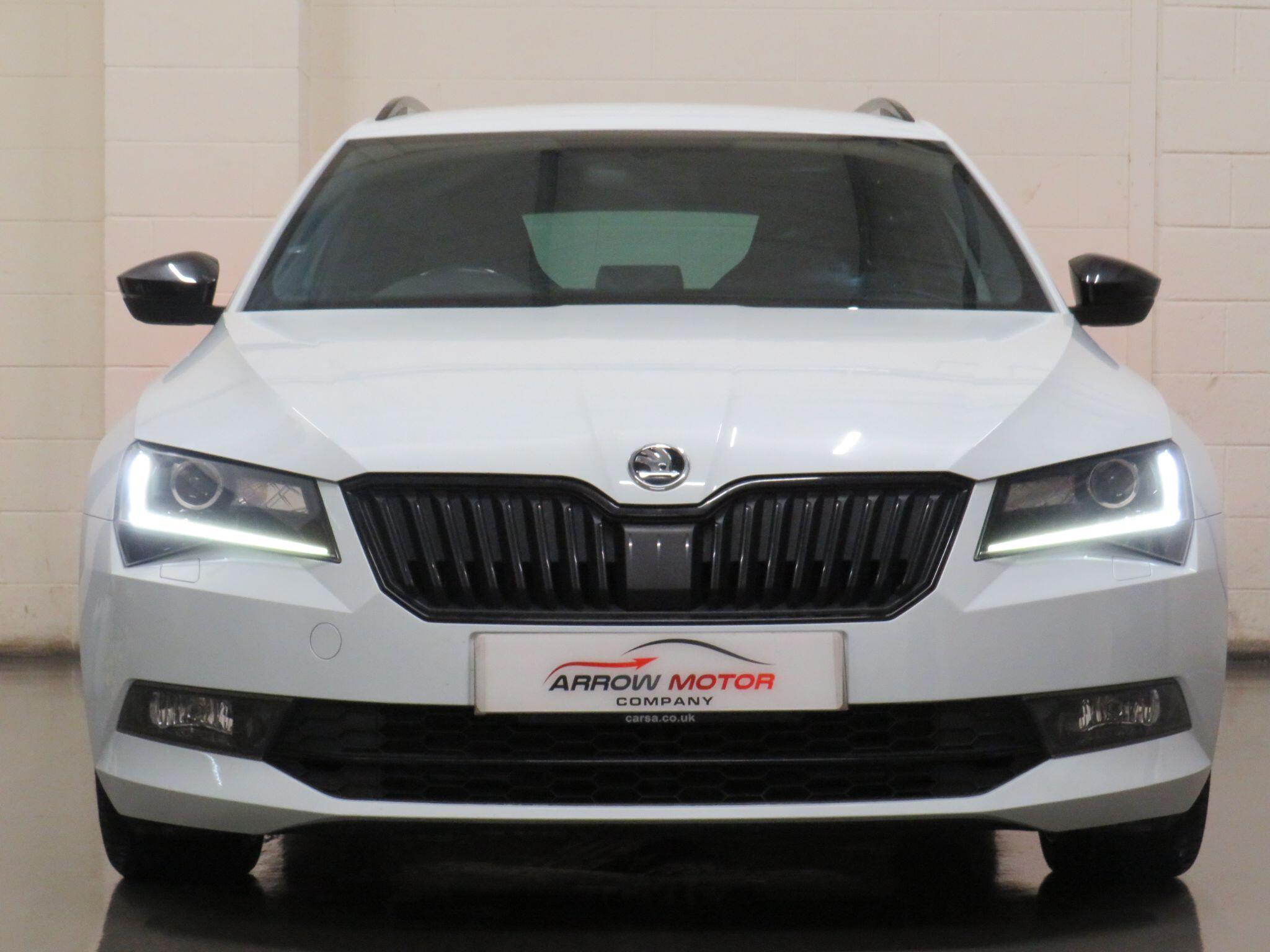 Skoda Superb - Image 10