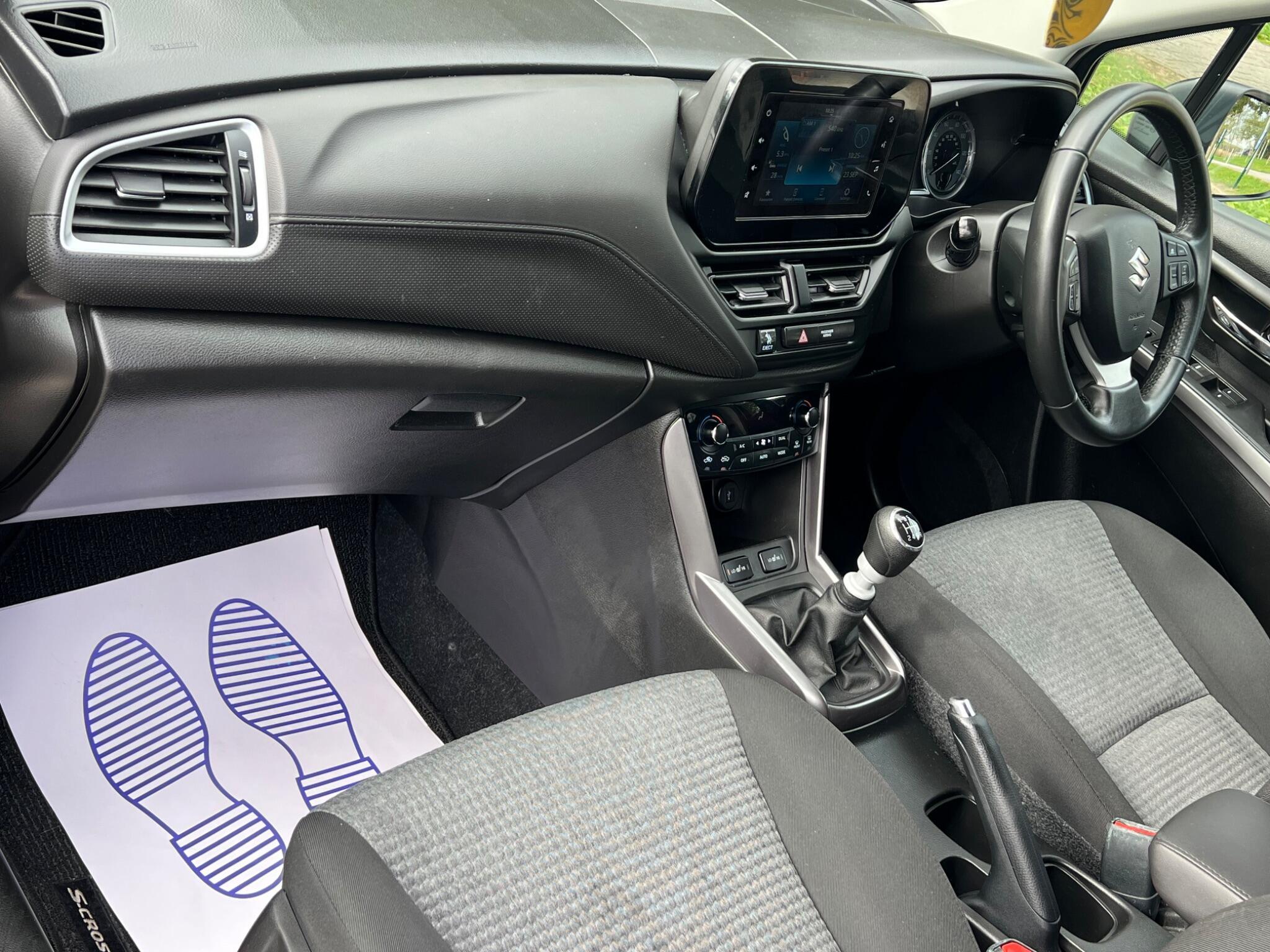 Suzuki S-Cross - Image 12