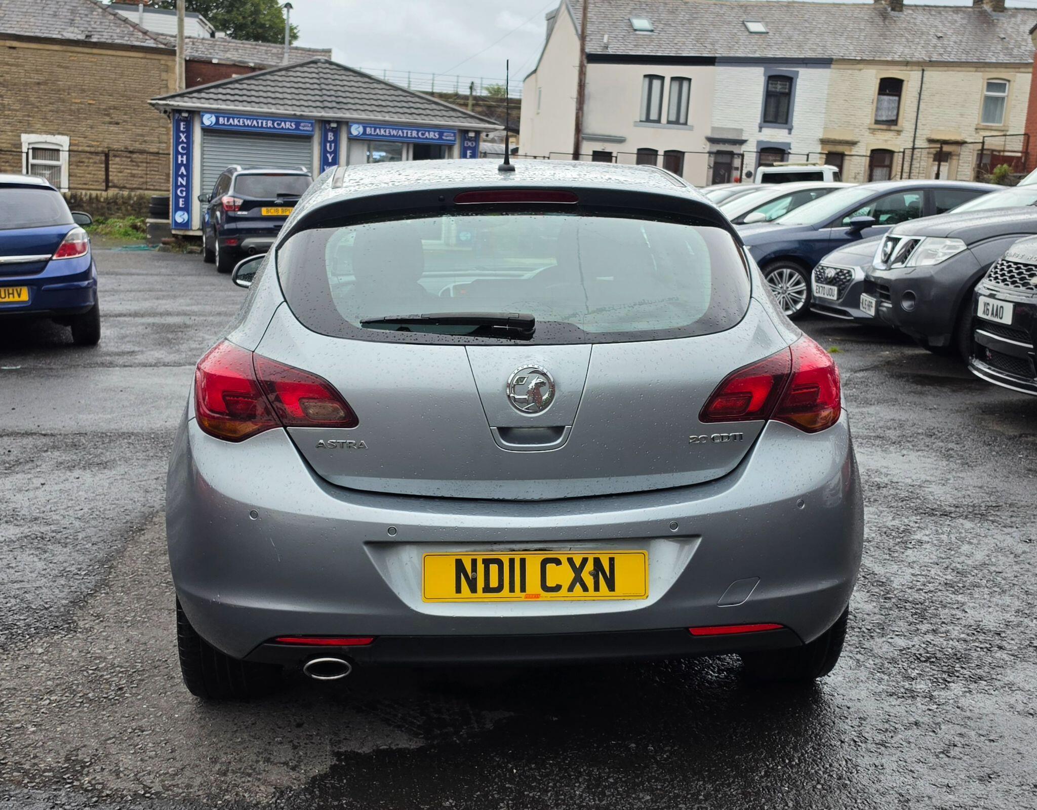 Vauxhall Astra - Image 6