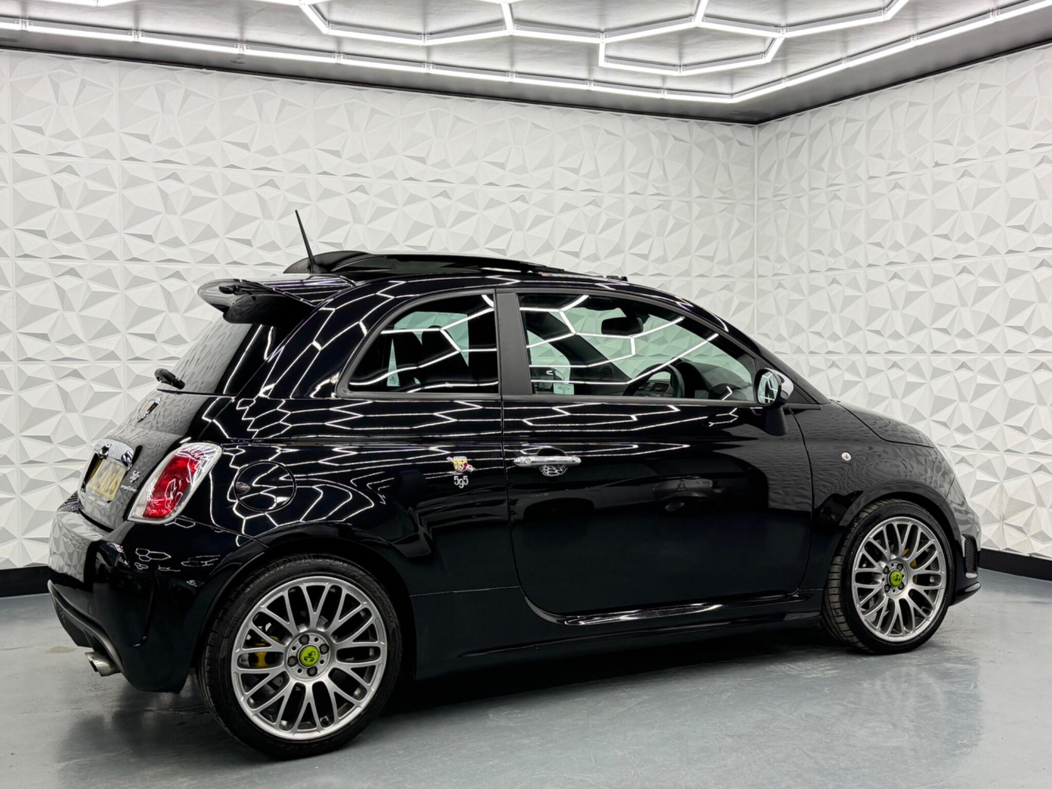 Abarth 595 - Image 18