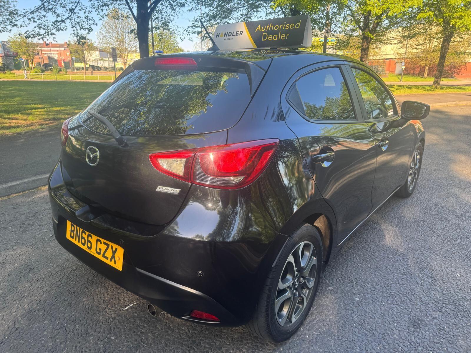 Mazda MAZDA2 - Image 7