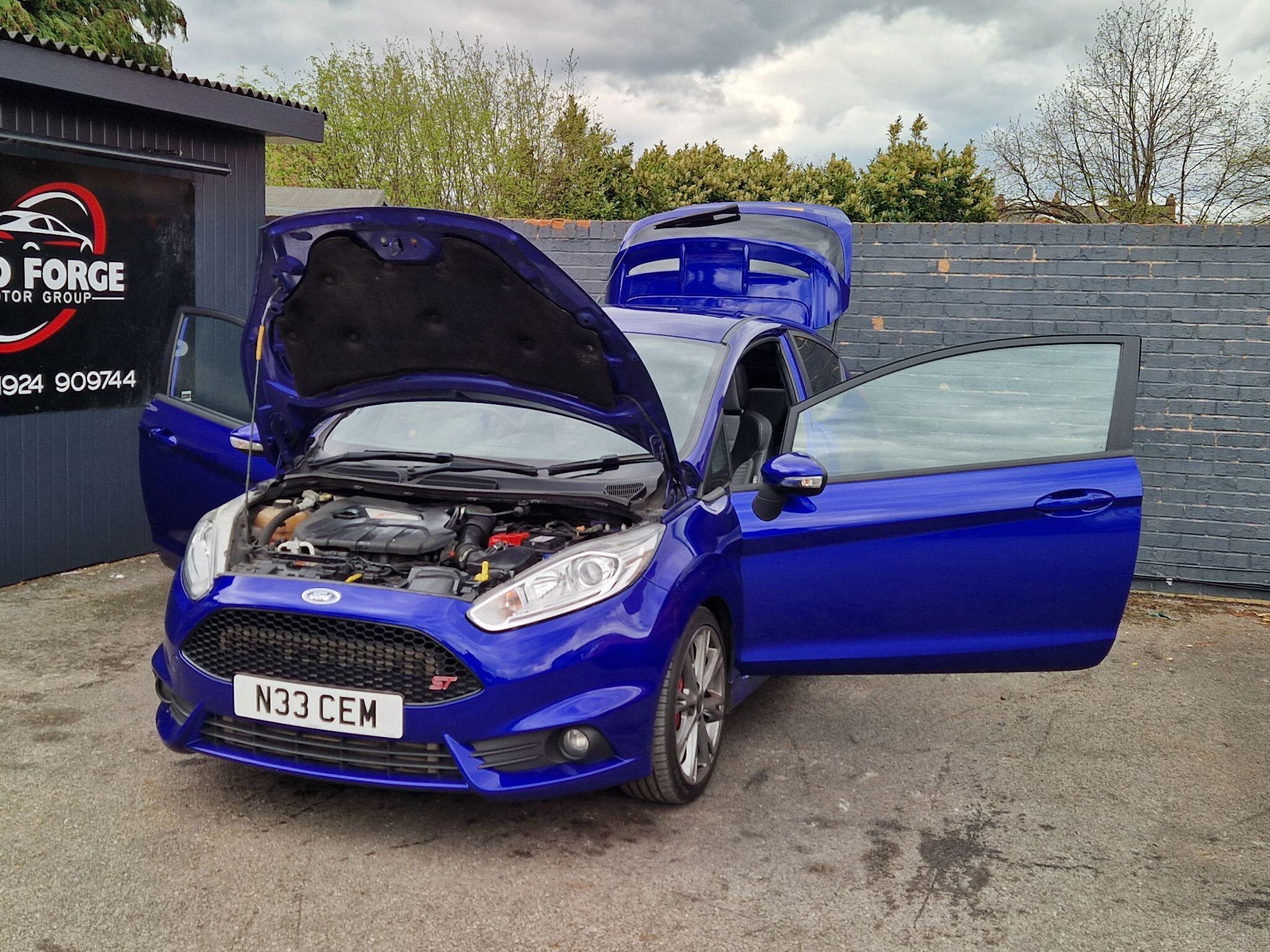 Ford Fiesta - Image 14