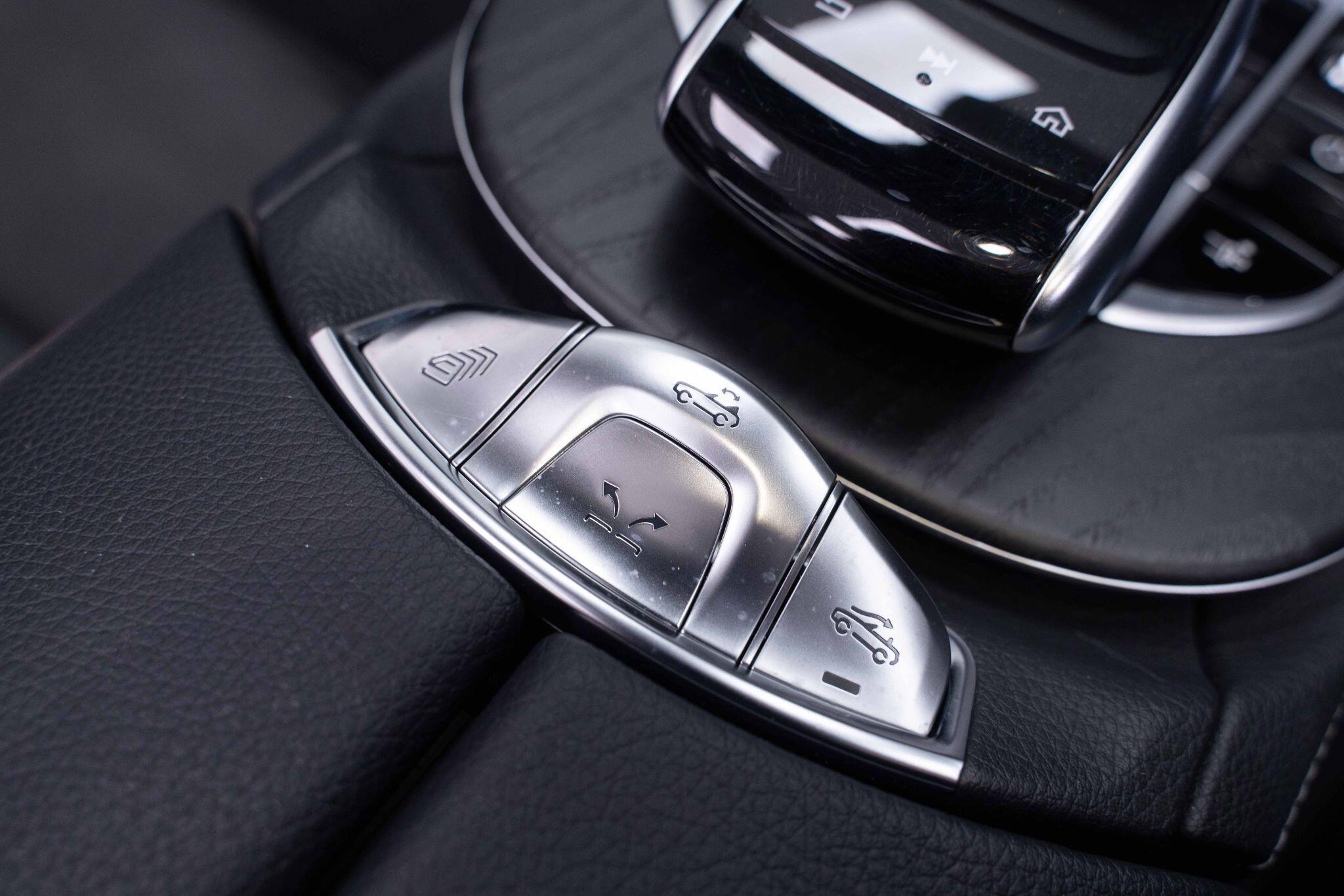Mercedes E Class - Image 31