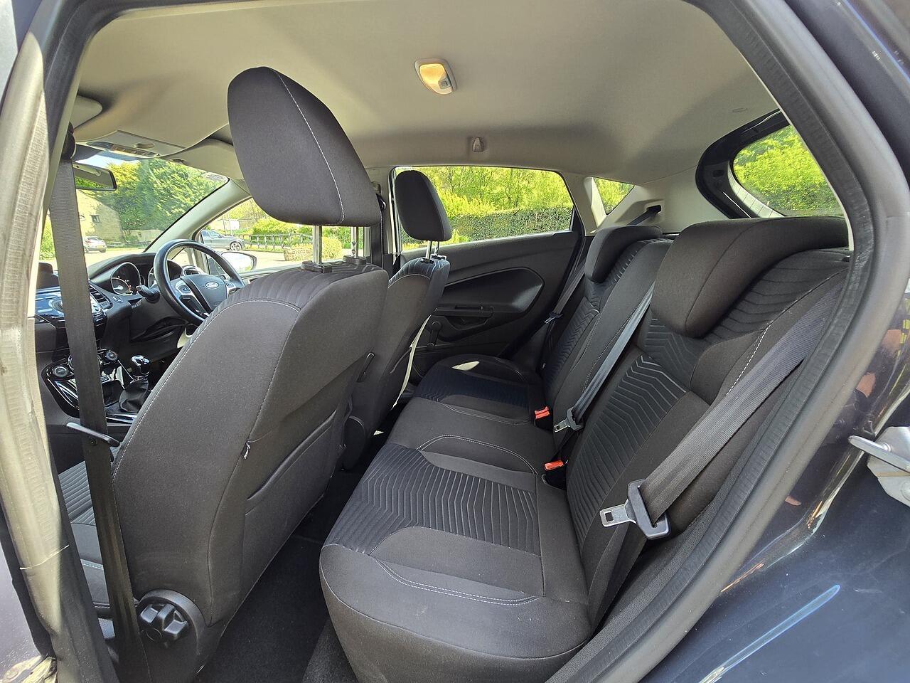 Ford Fiesta - Image 8
