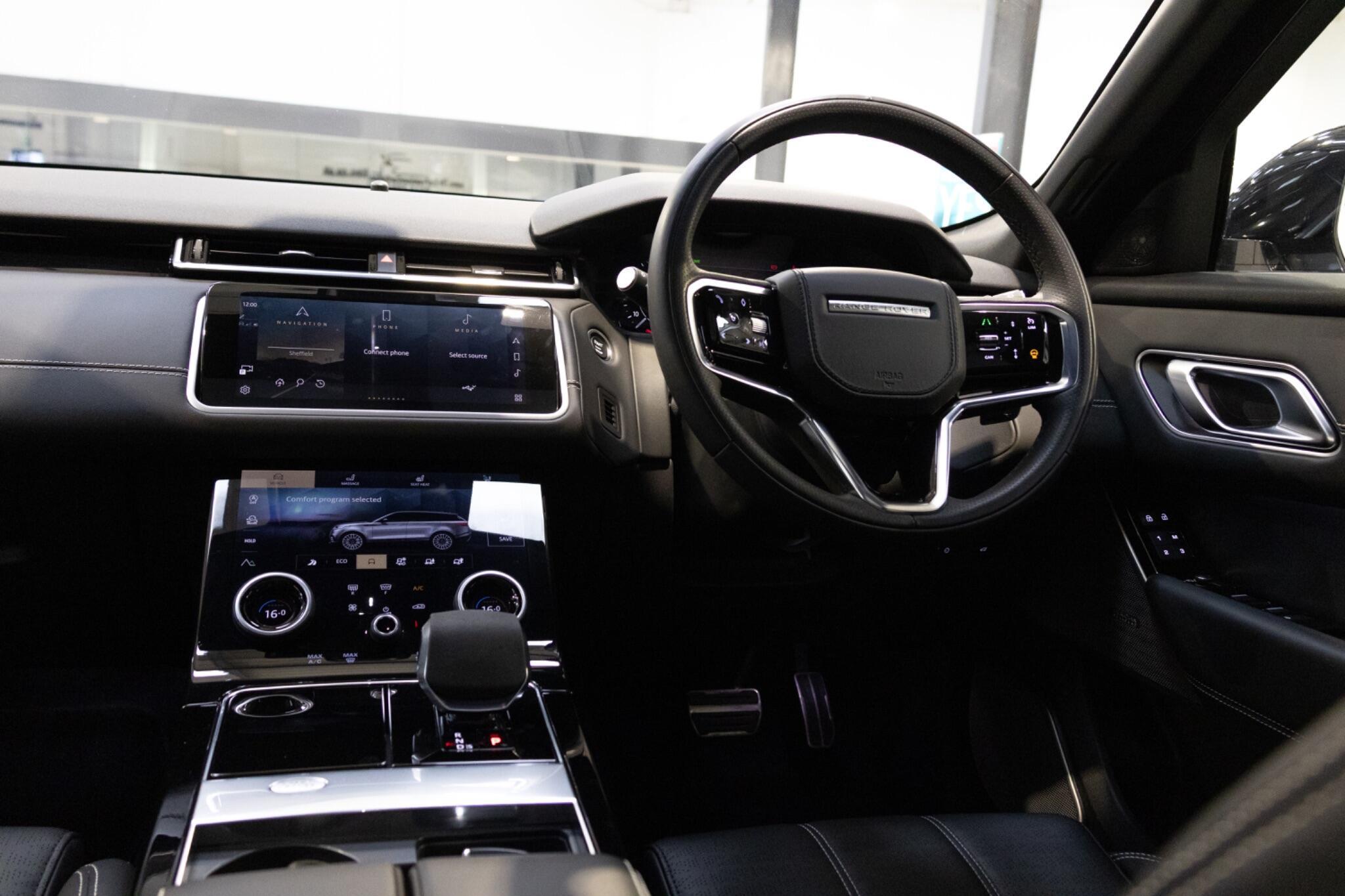 Land Rover Range Rover Velar - Image 16
