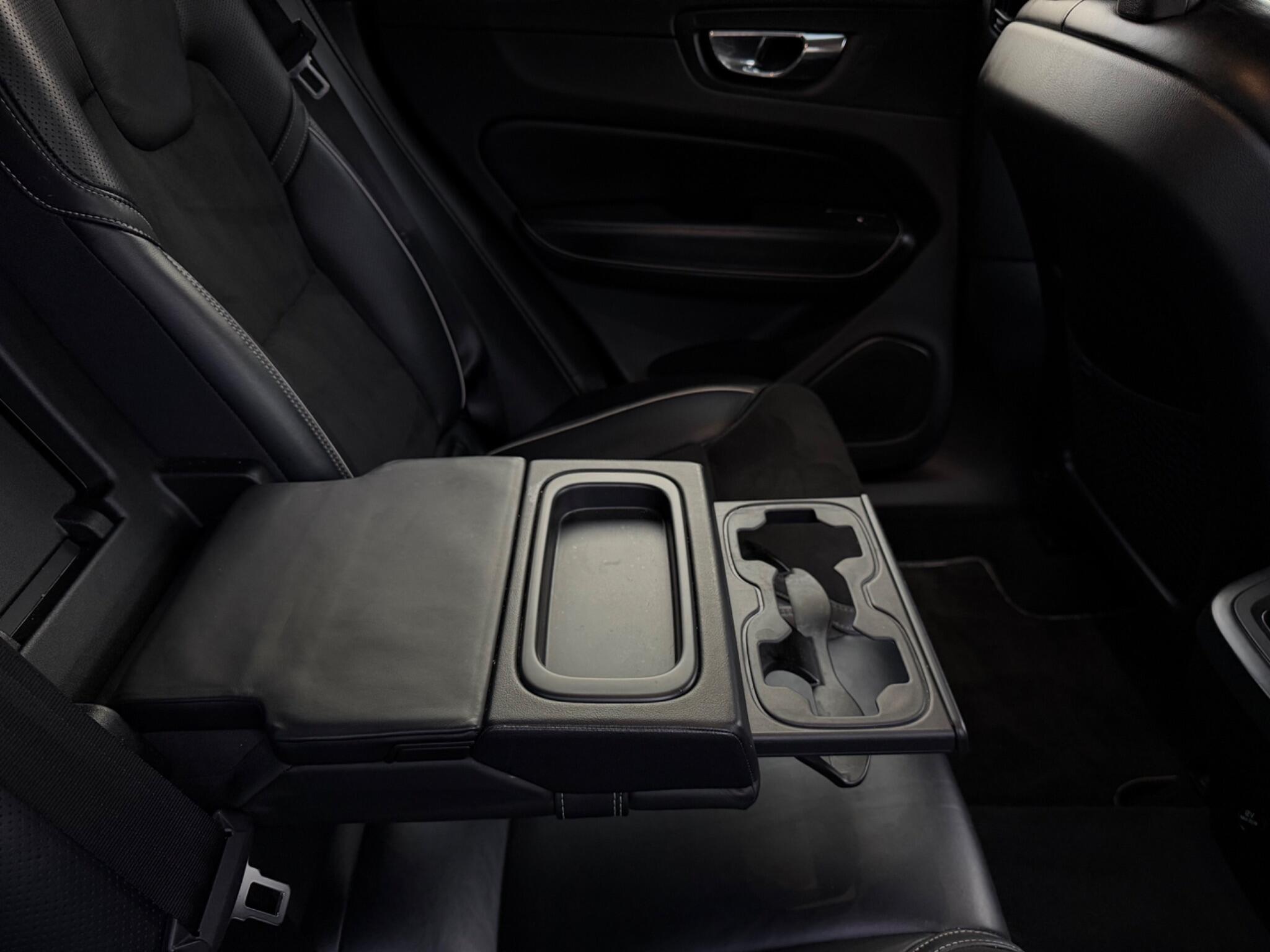 Volvo XC60 - Image 57