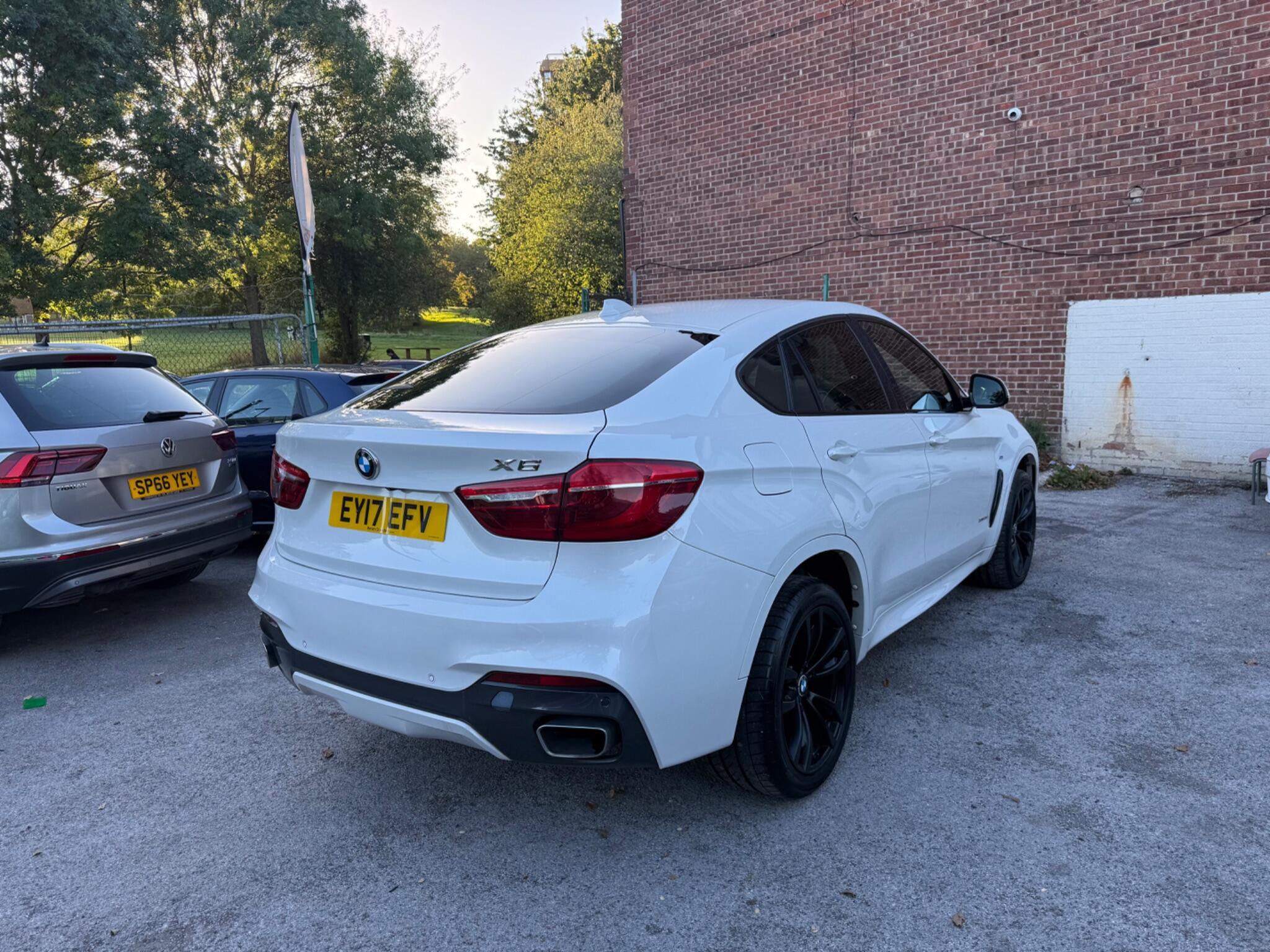 BMW X6 - Image 7