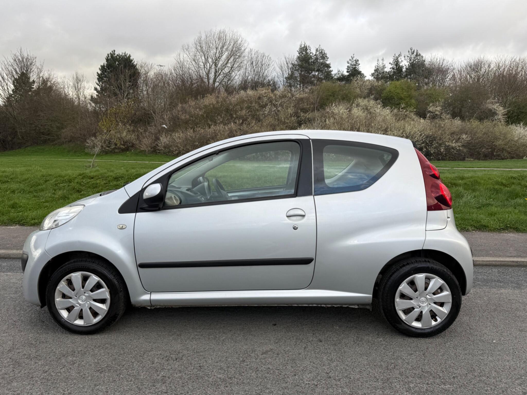 Peugeot 107 - Image 9