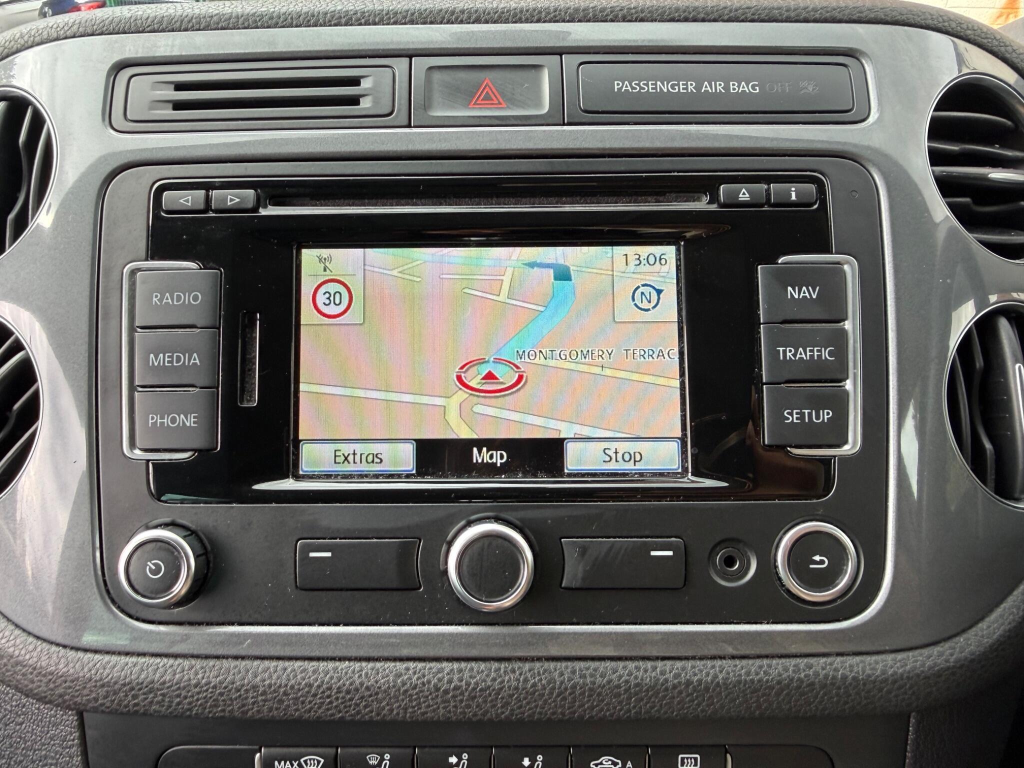 Volkswagen Tiguan - Image 14