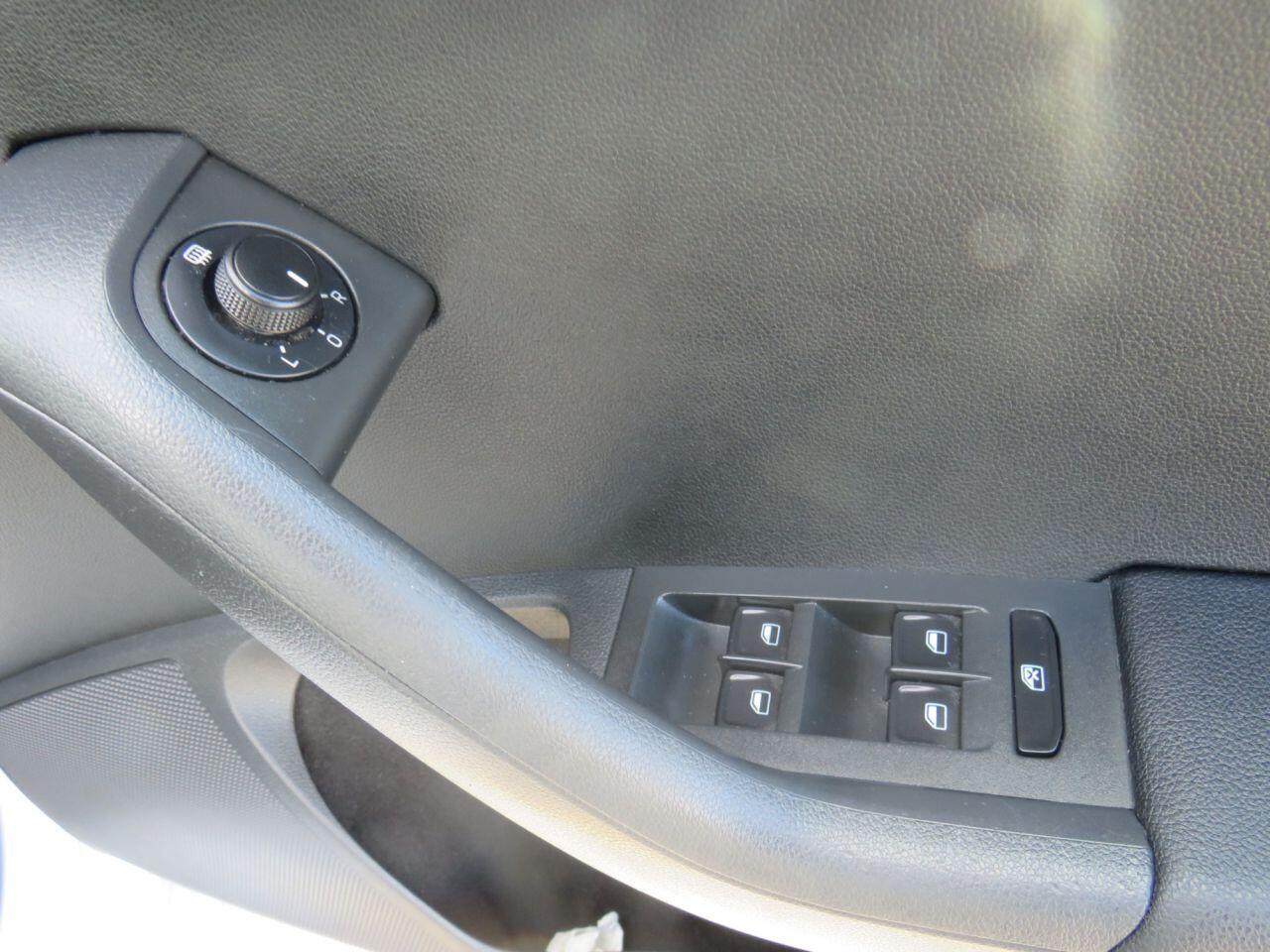 Skoda Octavia - Image 18