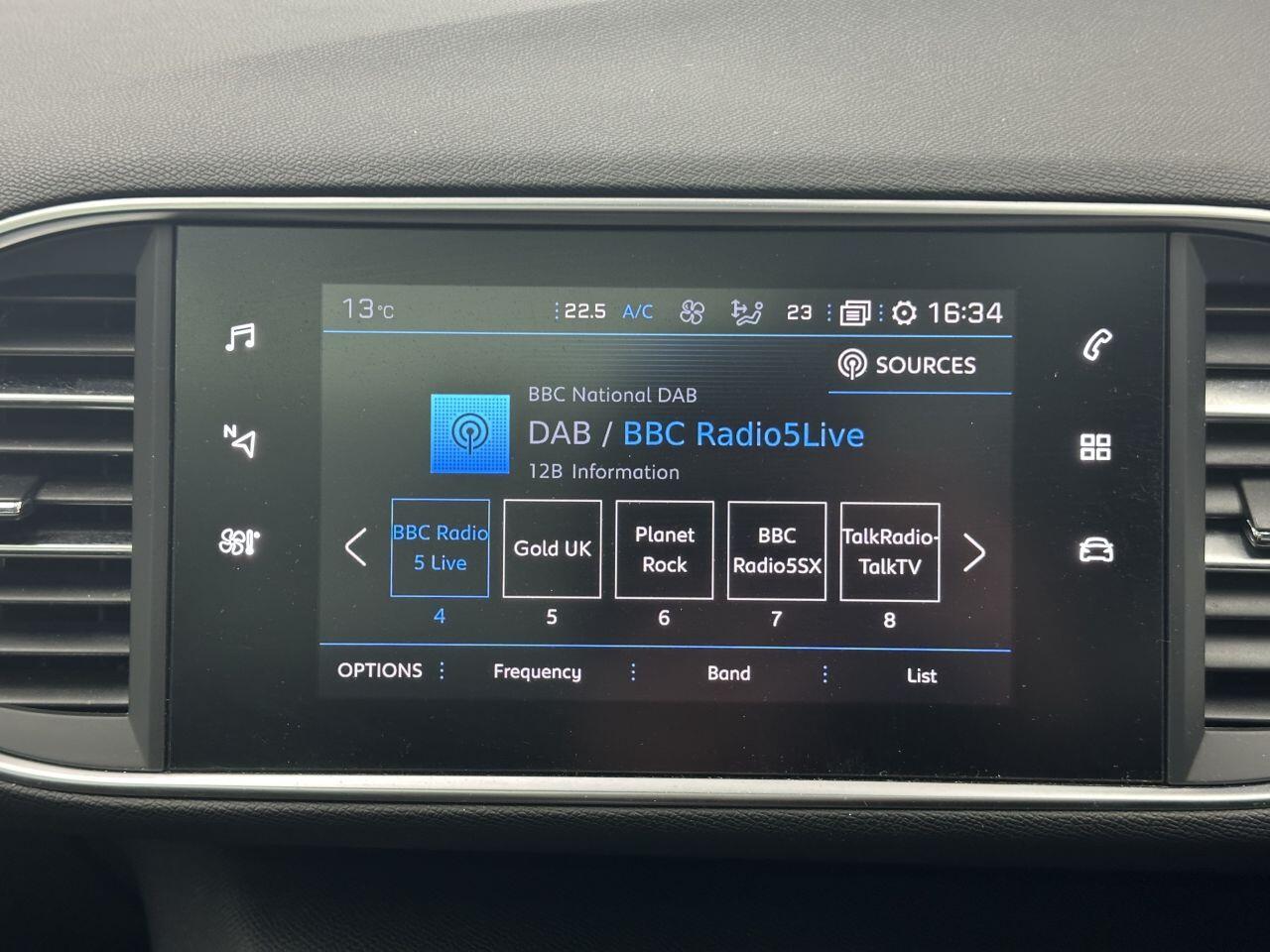 Peugeot 308 - Image 21