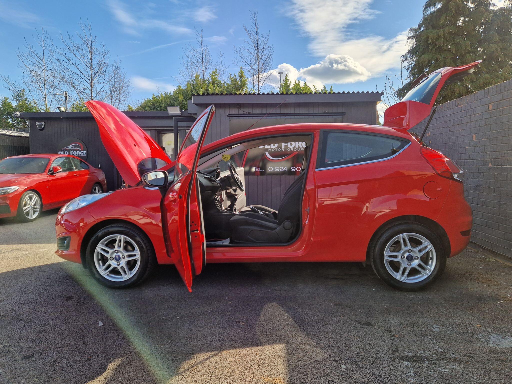 Ford Fiesta - Image 15