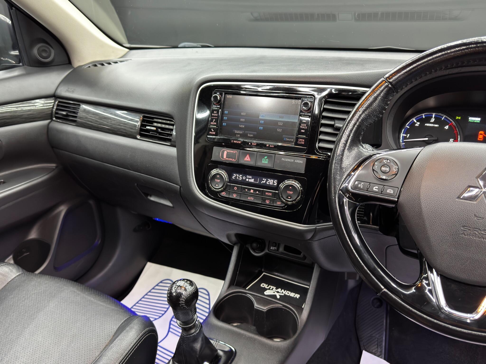 Mitsubishi Outlander - Image 23