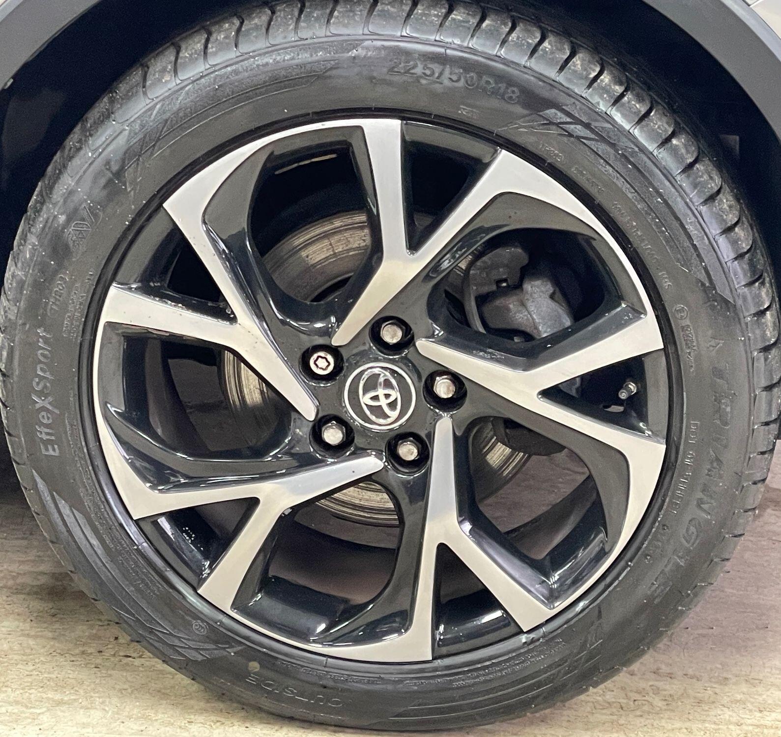 Toyota C-Hr - Image 14