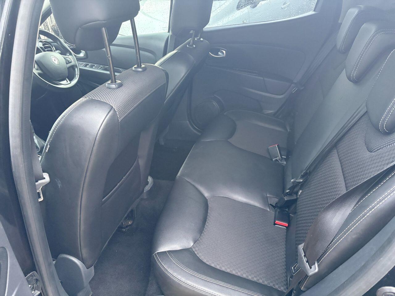 Renault Clio - Image 20