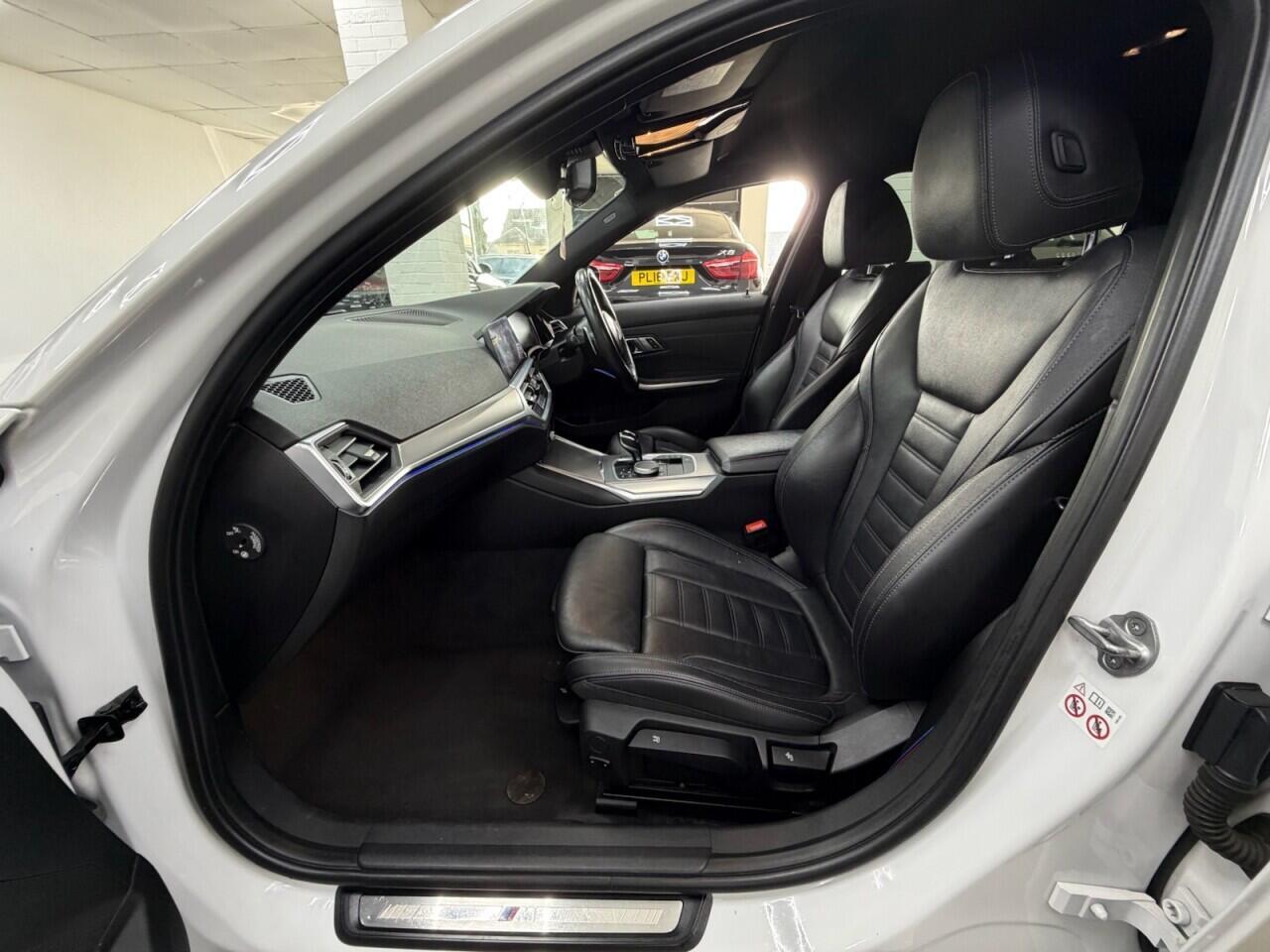 BMW 3 Series - Image 23