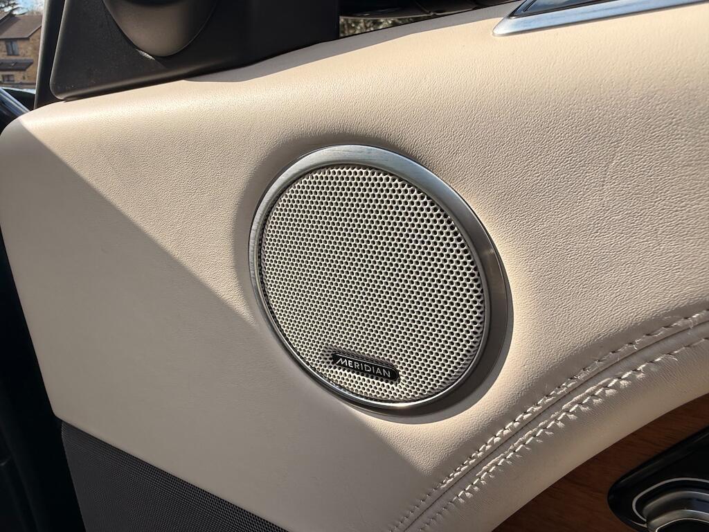 Land Rover Range Rover - Image 57