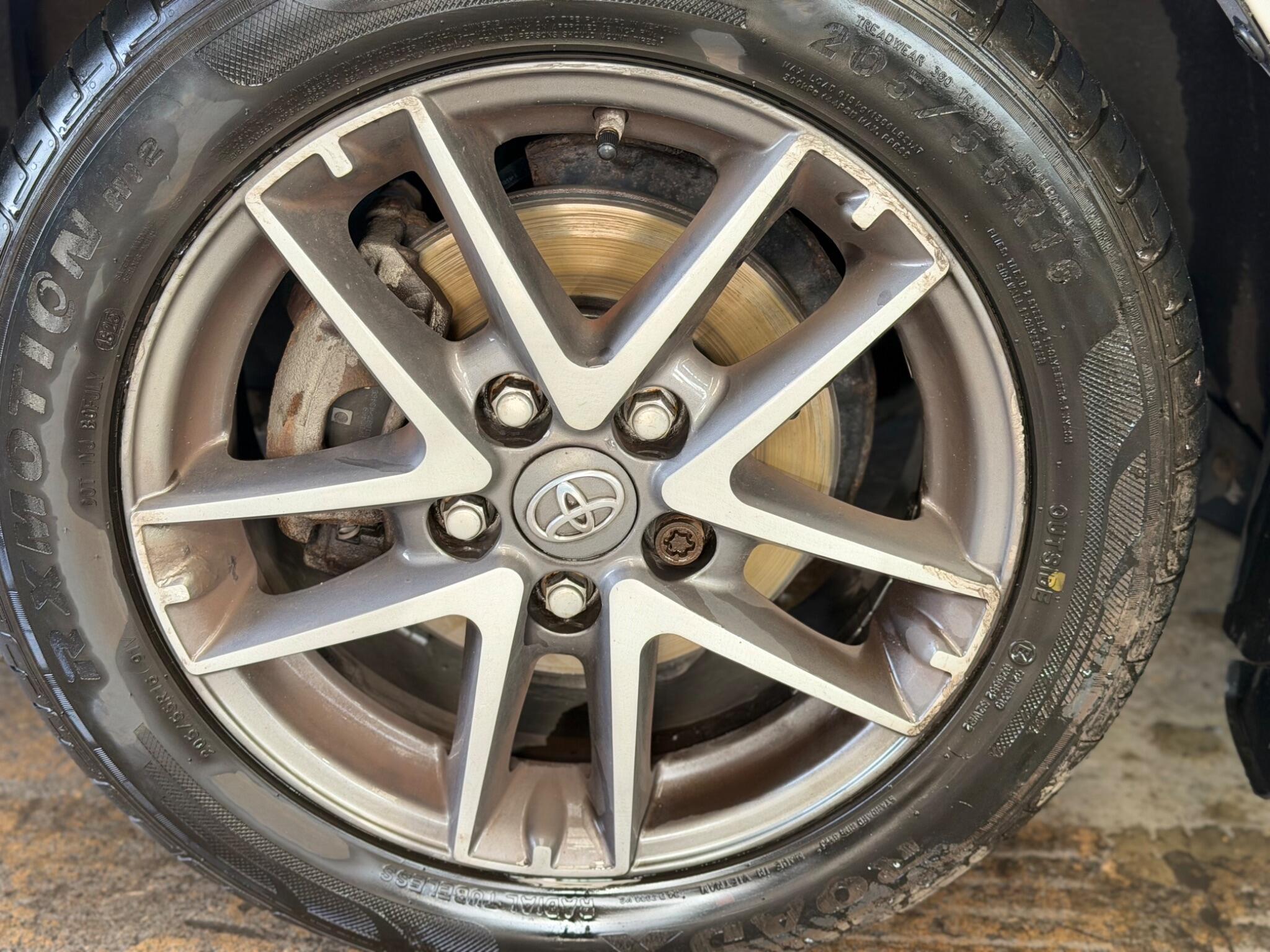 Toyota Auris - Image 19