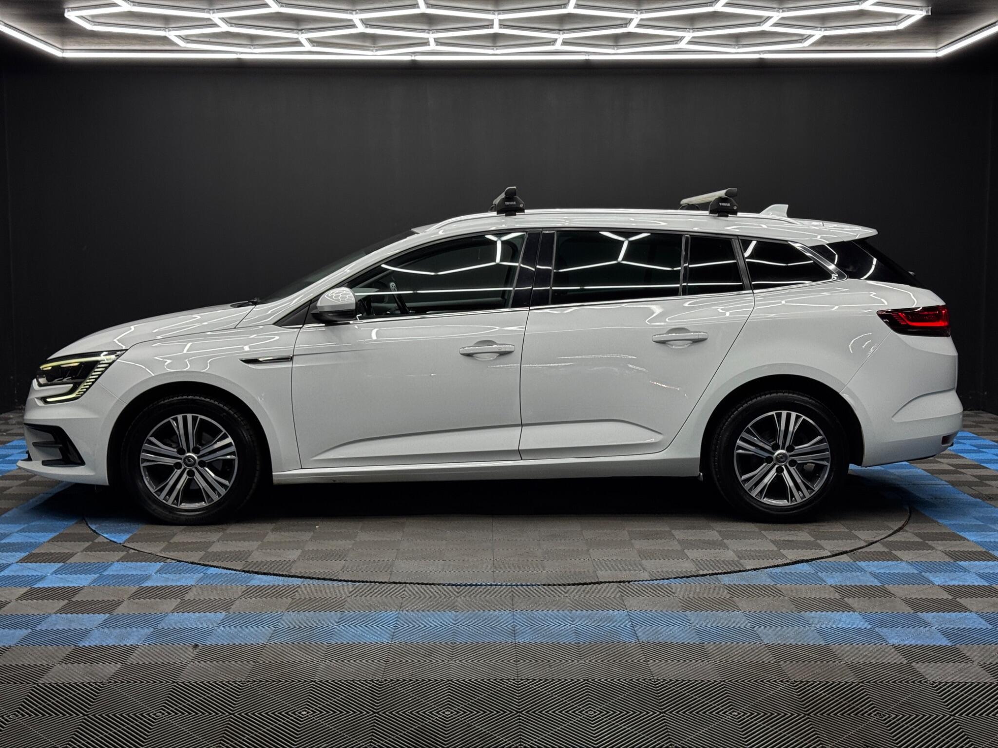 Renault Megane - Image 8