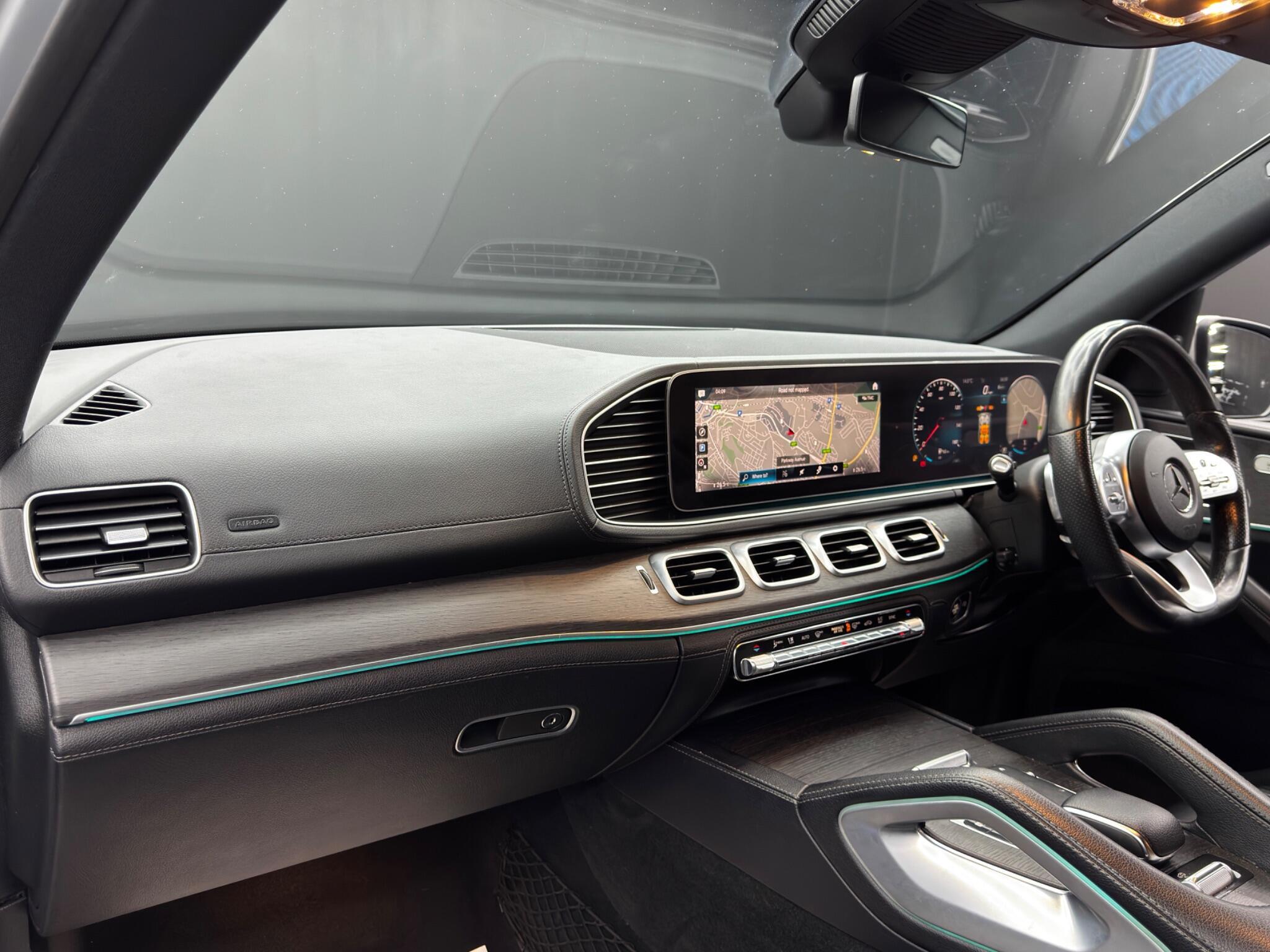 Mercedes GLE - Image 11