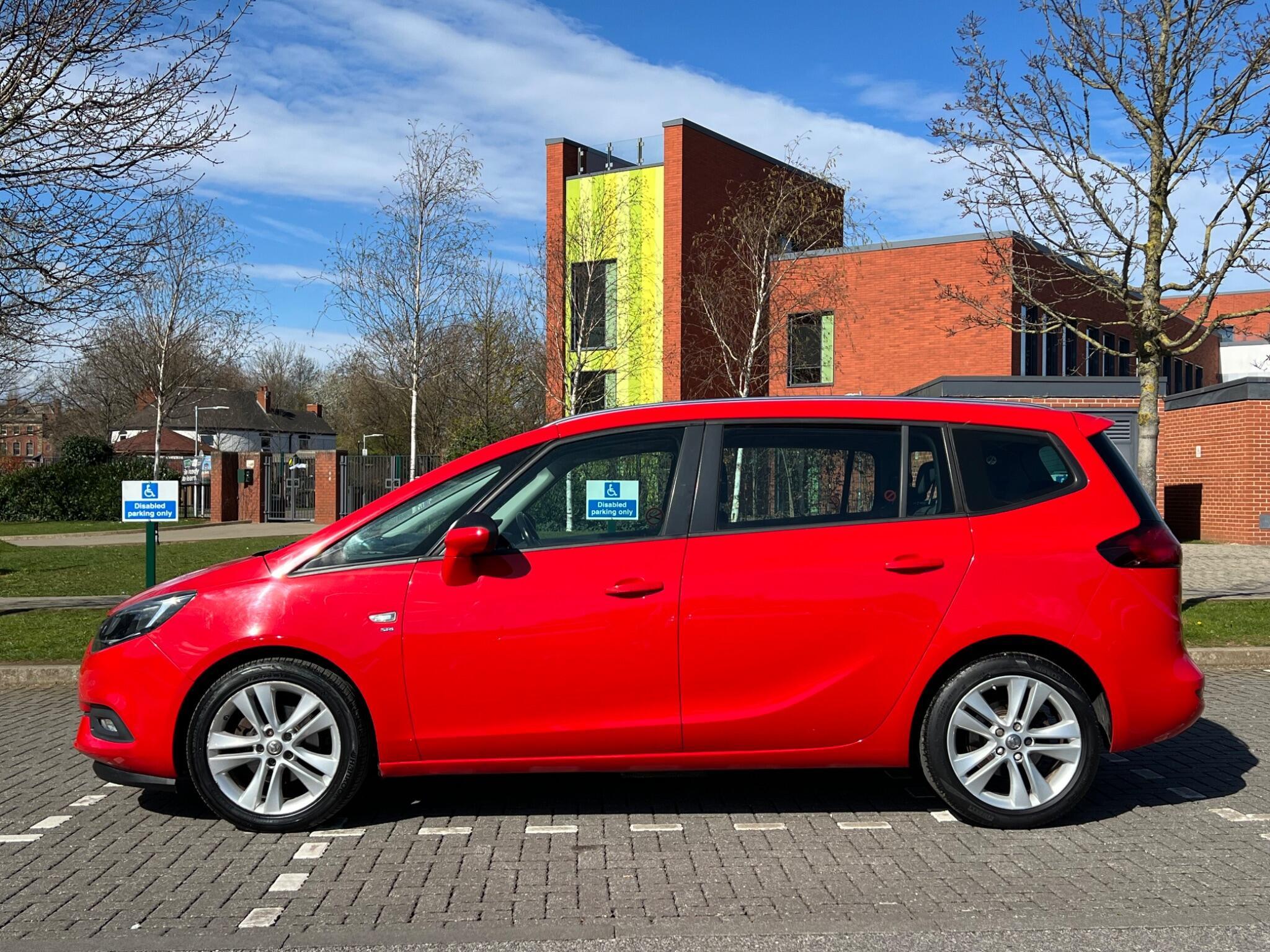 Vauxhall Zafira Tourer - Image 3