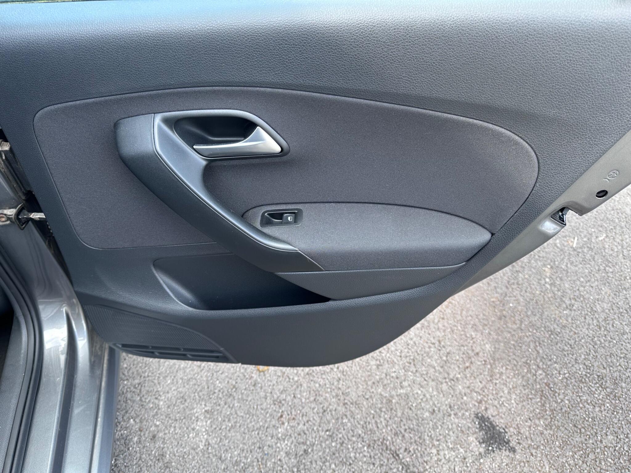 Volkswagen Polo - Image 38