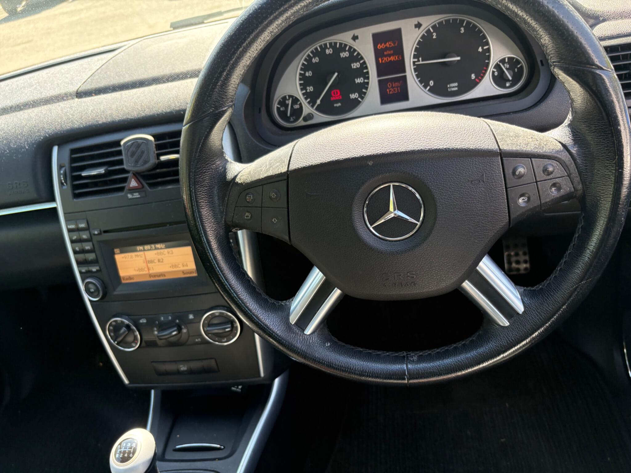 Mercedes B Class - Image 25