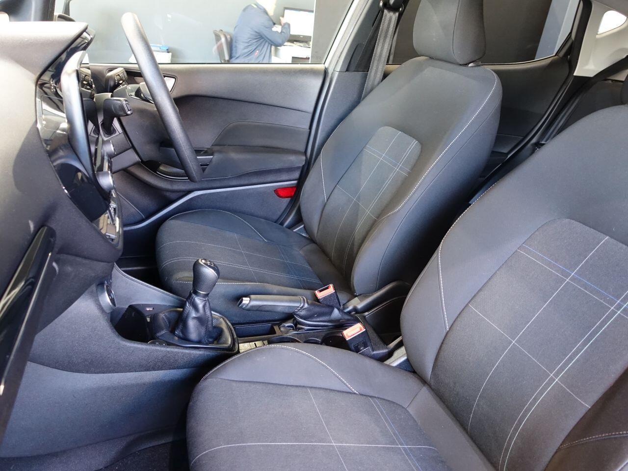 Ford Fiesta - Image 17