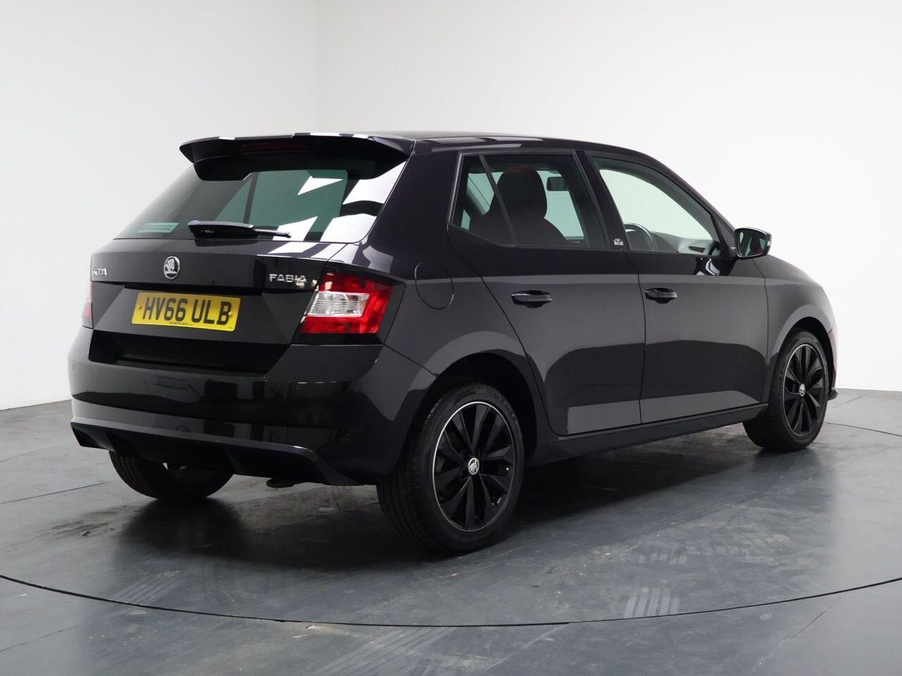 Skoda Fabia - Image 12