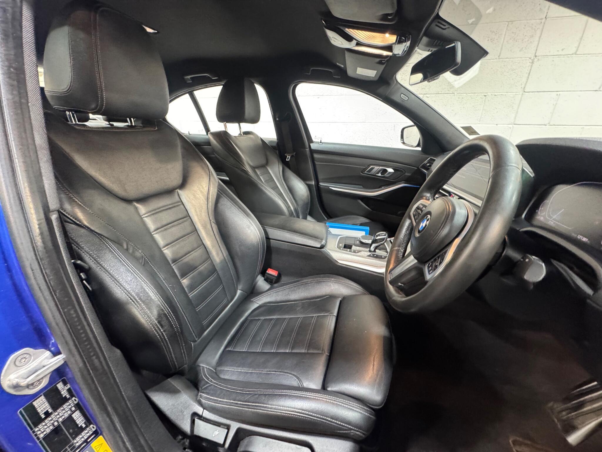 BMW 3 Series - Image 9