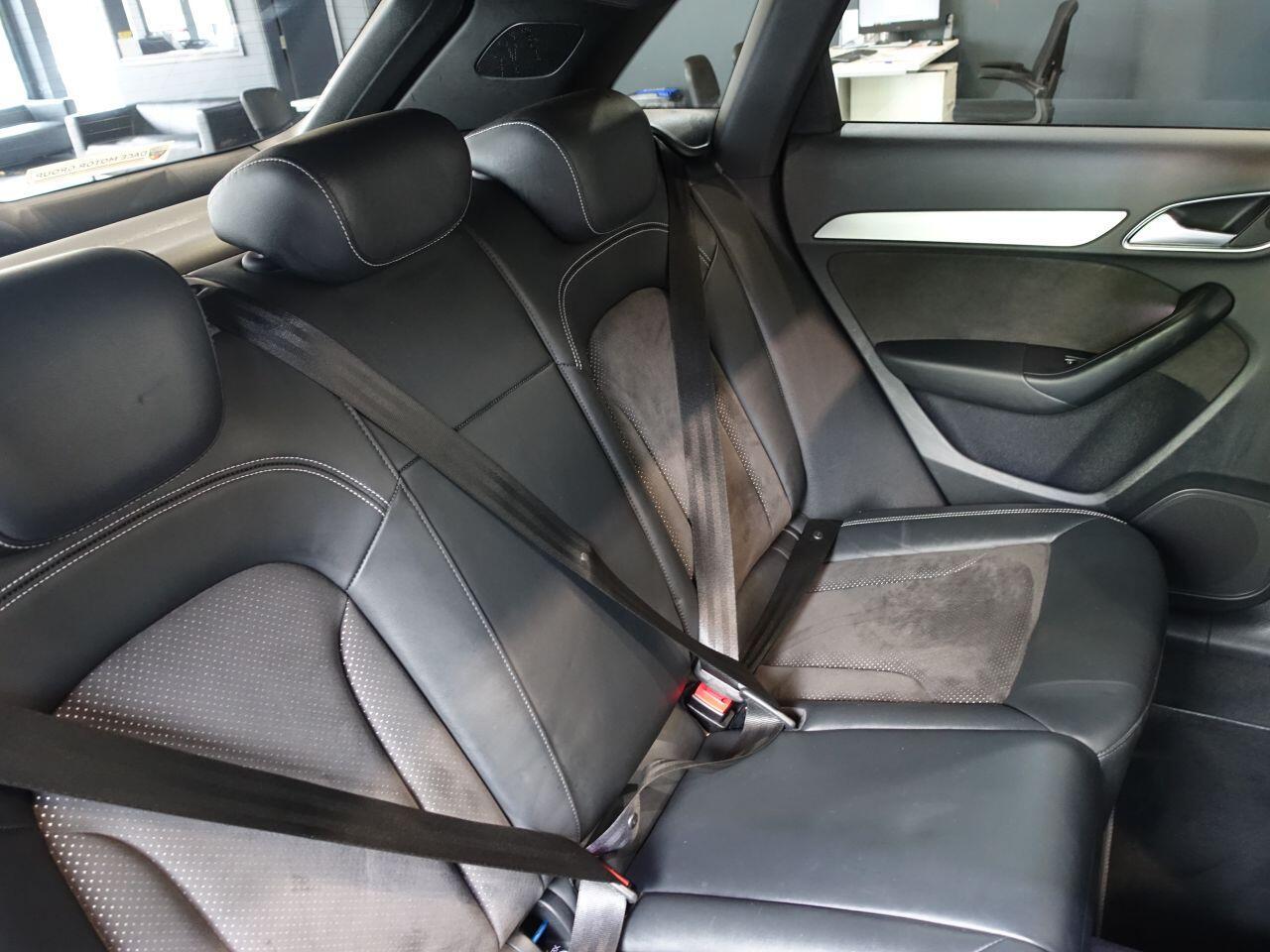 Audi Q3 - Image 16