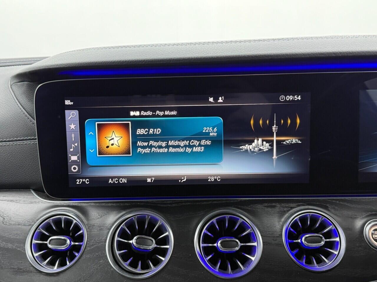 Mercedes E-Class - Image 26