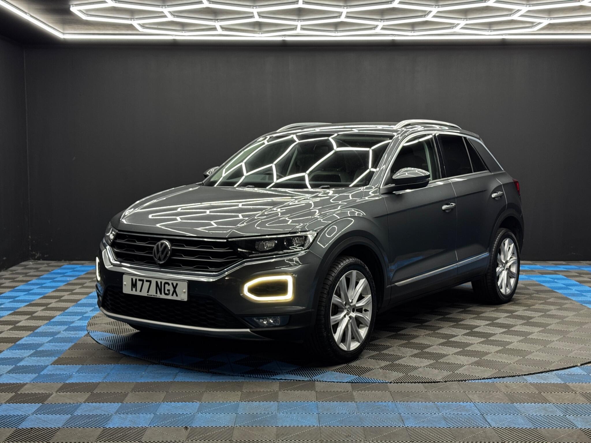 Volkswagen T-Roc - Image 3