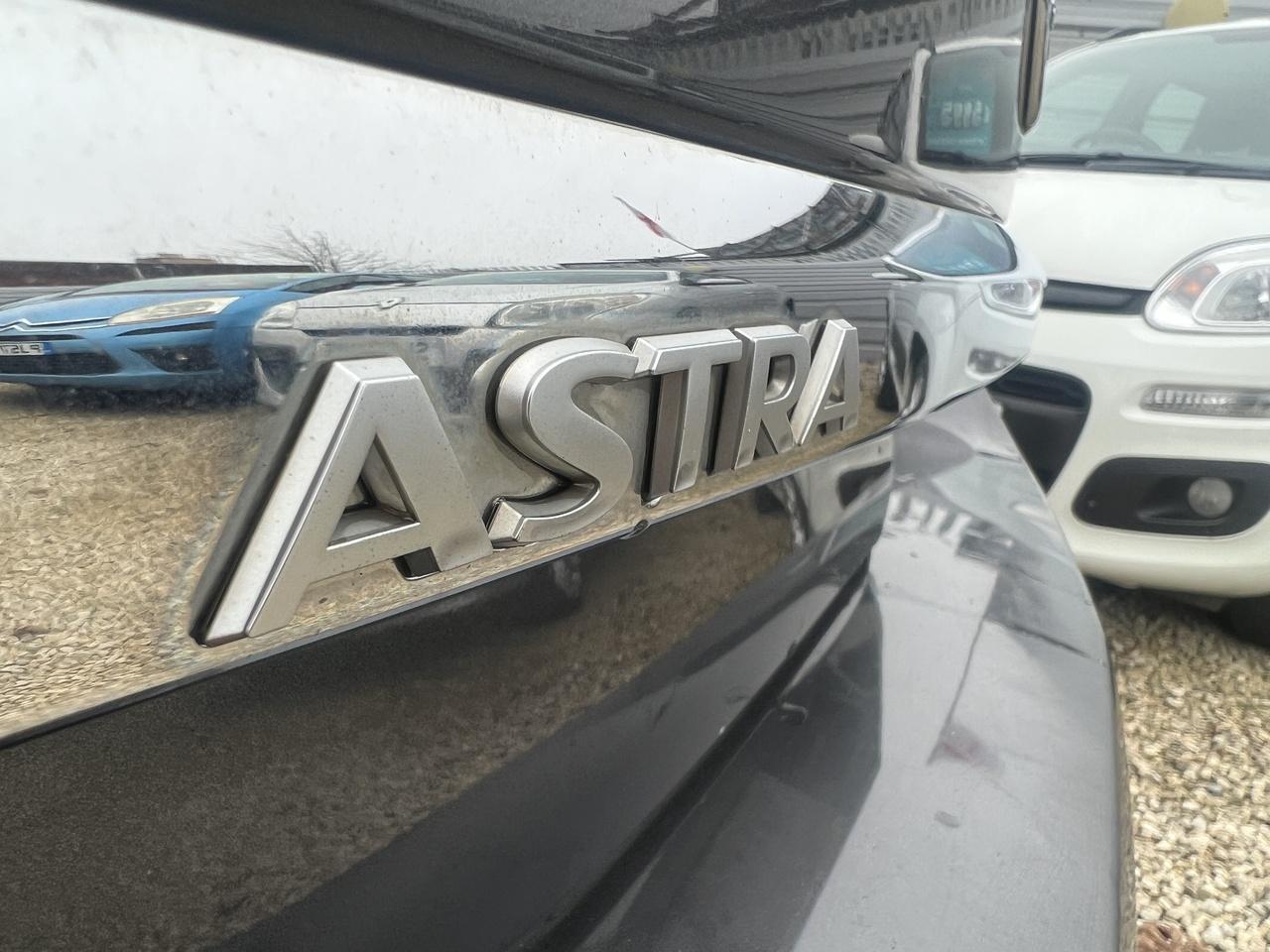 Vauxhall Astra - Image 7