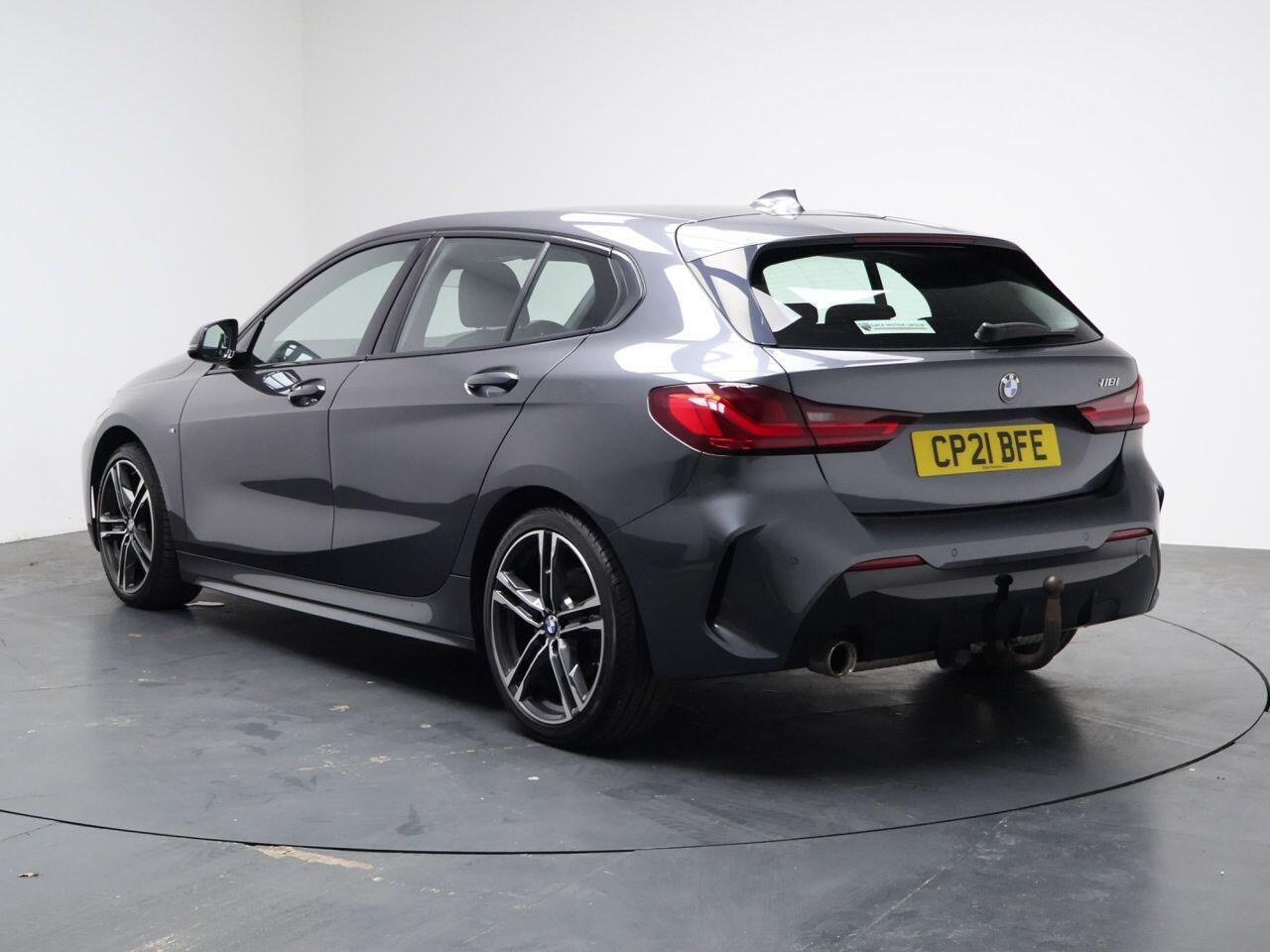 BMW 1 Series - Image 9