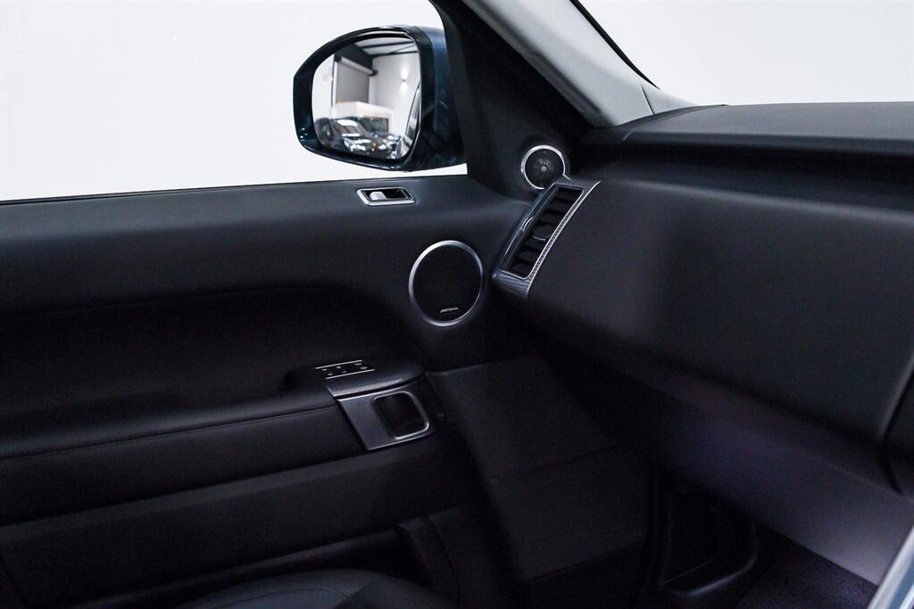 Land Rover RANGE ROVER SPORT - Image 18