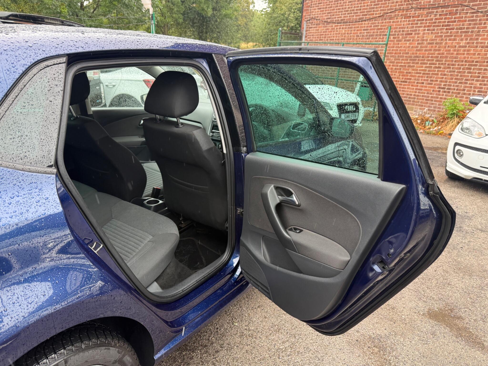 Volkswagen Polo - Image 20