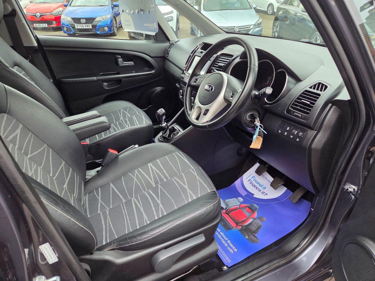 Kia Venga - Image 13