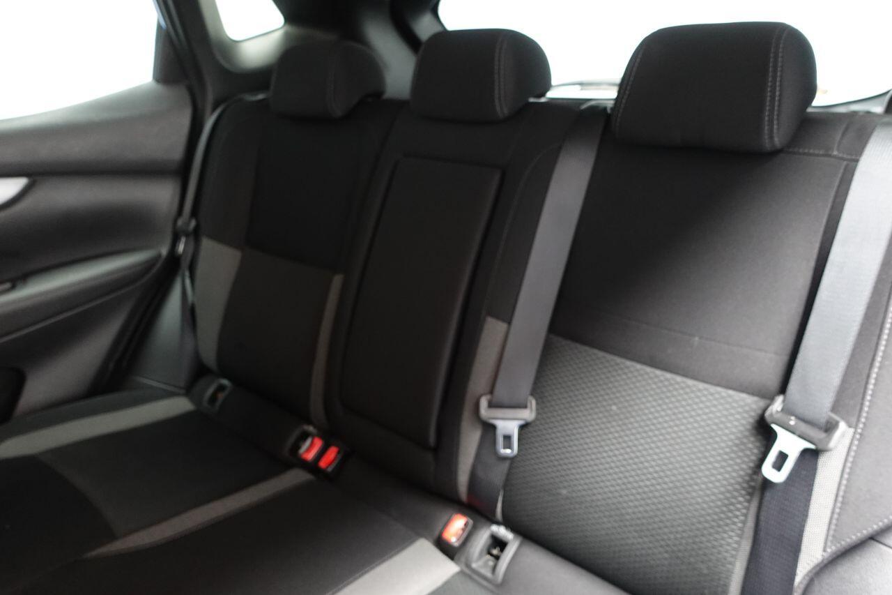 Nissan Qashqai - Image 29