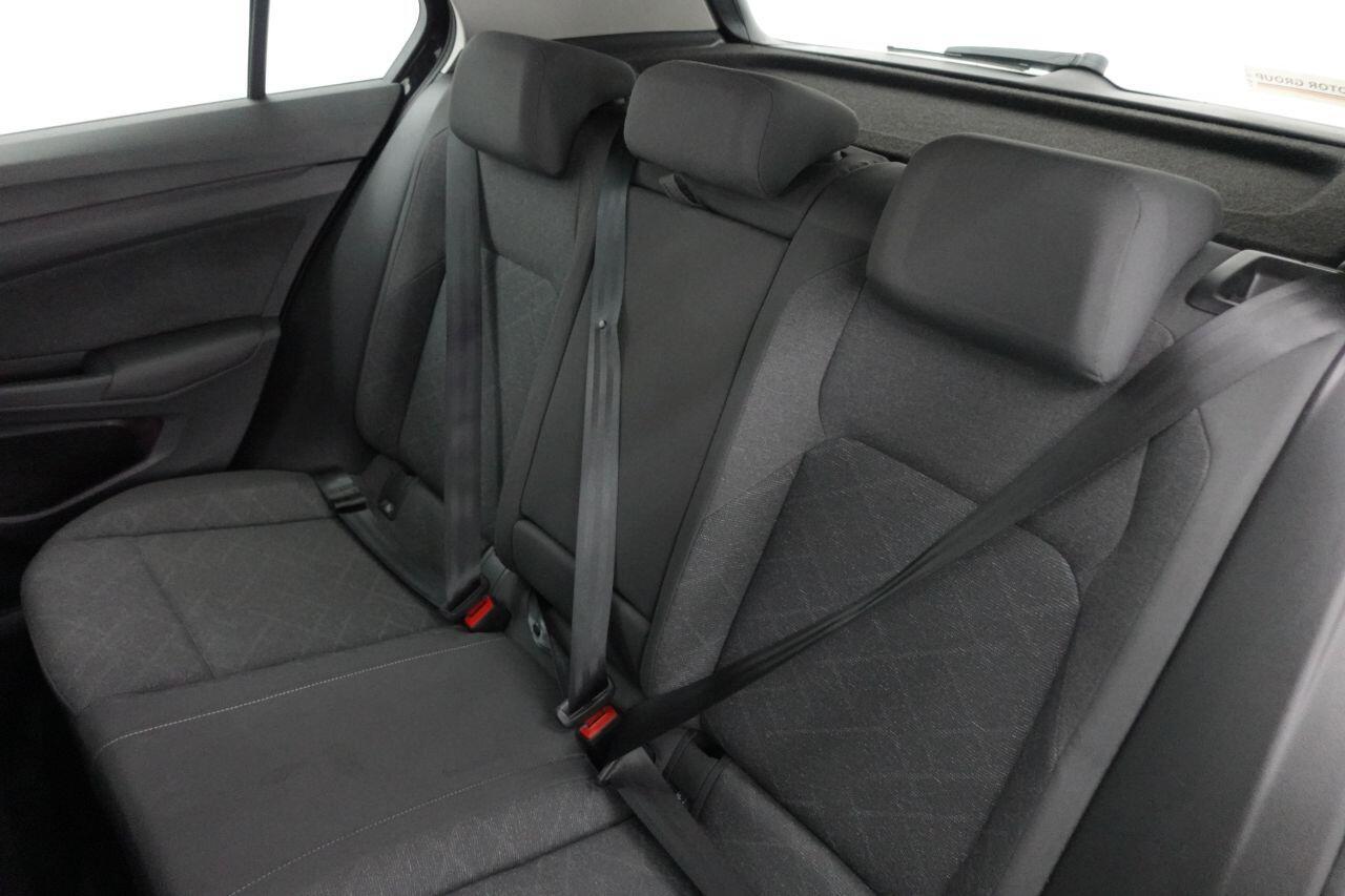 Volkswagen Golf - Image 20