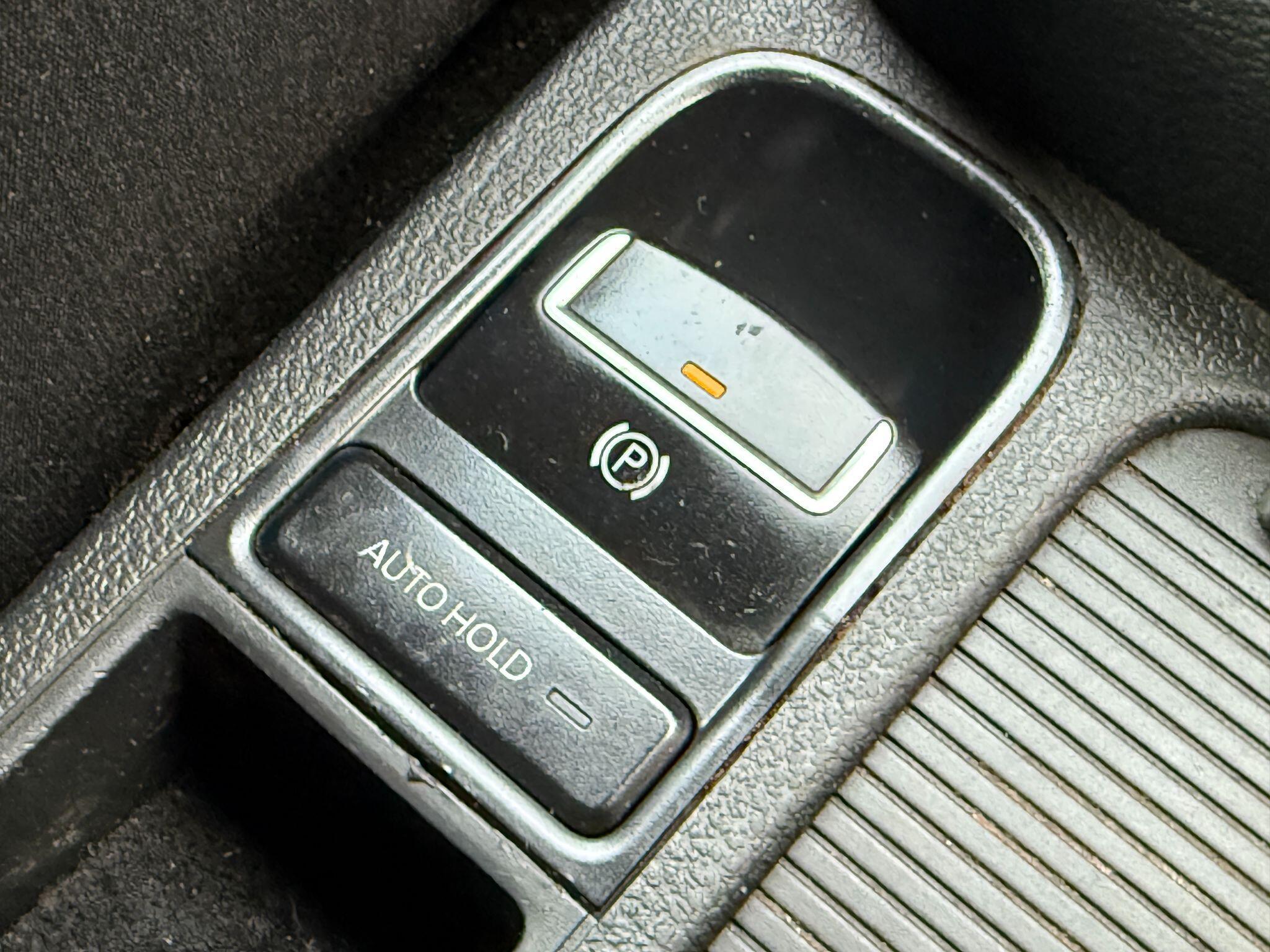 Volkswagen Tiguan - Image 55