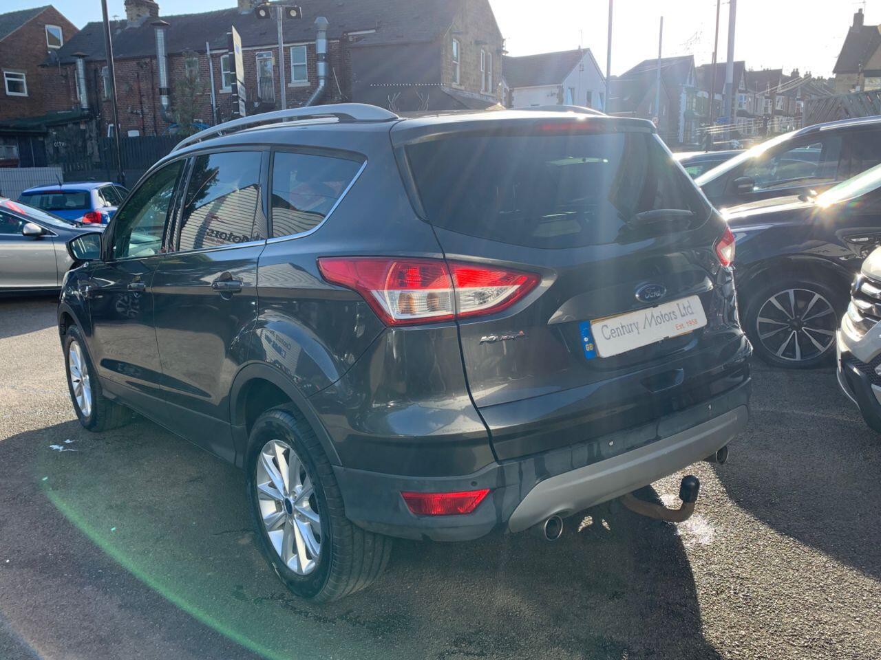Ford Kuga - Image 3
