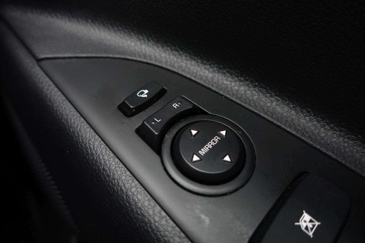 Kia Stonic - Image 45