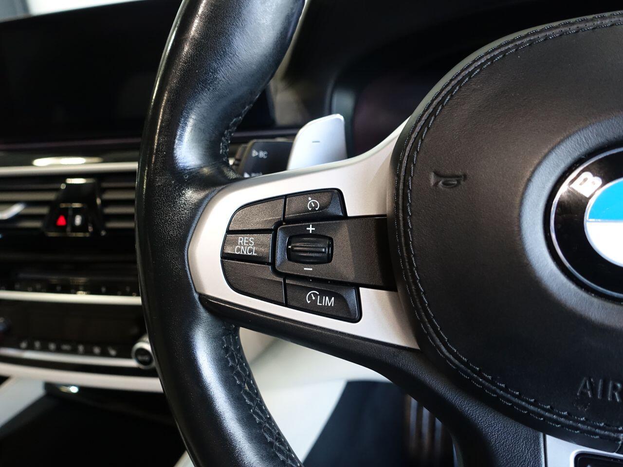 BMW 6 SERIES GRAN TURISMO - Image 22