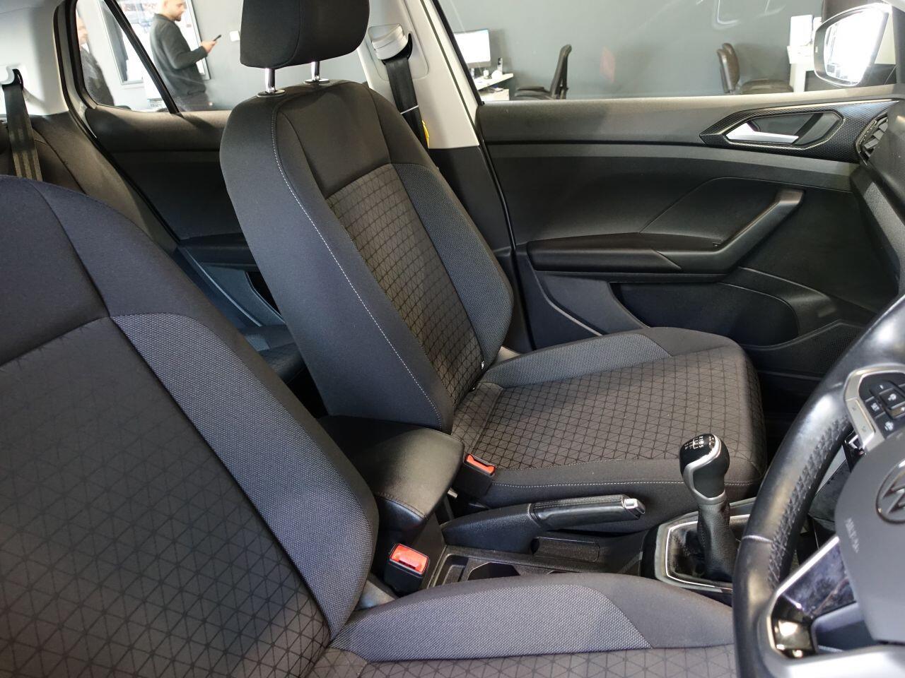 Volkswagen T-Cross - Image 13